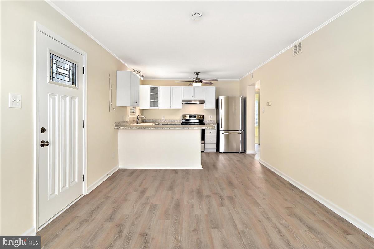 CAINE HARBOR MILE - Residential