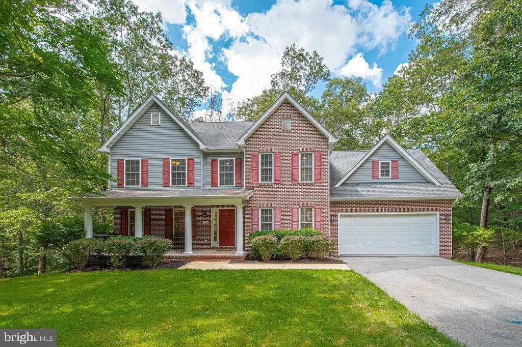 104 Redbud Circle, Cross Junction, VA 22625
