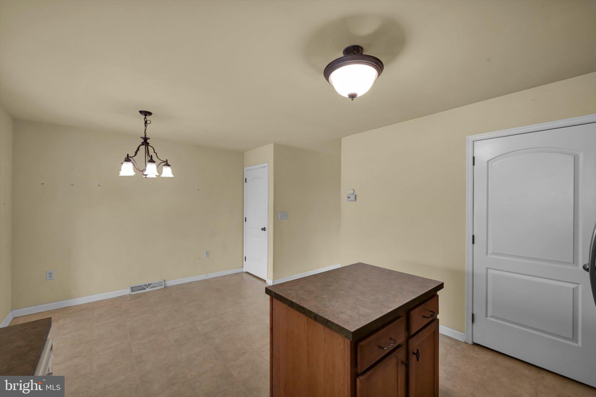 CARRINGTON CROSSING - Residential