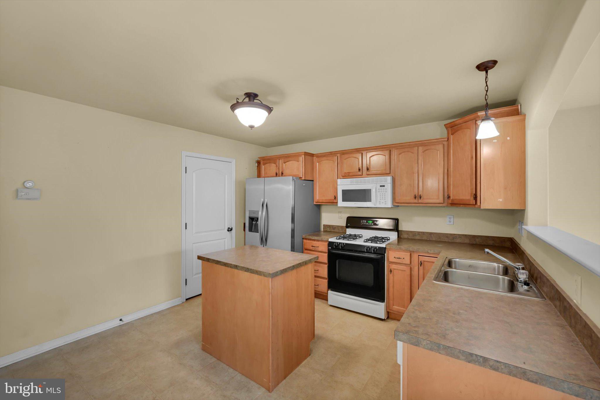 CARRINGTON CROSSING - Residential