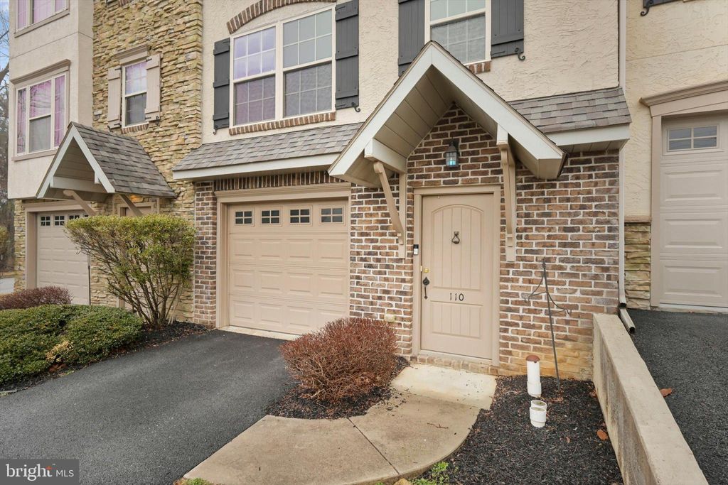 Photo of 110 Valley Drive #110, RED LION, PA 17356 (MLS # PAYK2098490)
