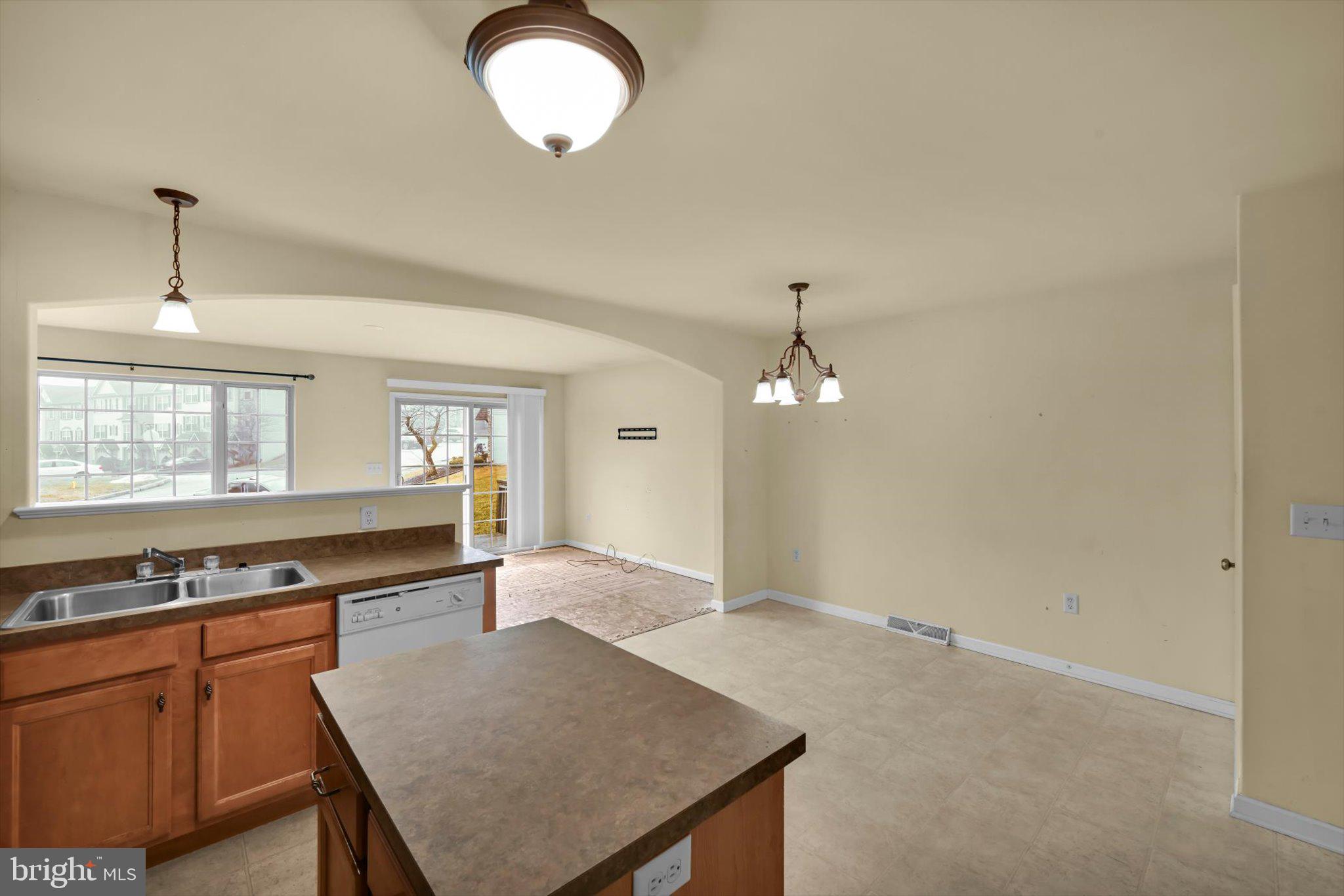 CARRINGTON CROSSING - Residential