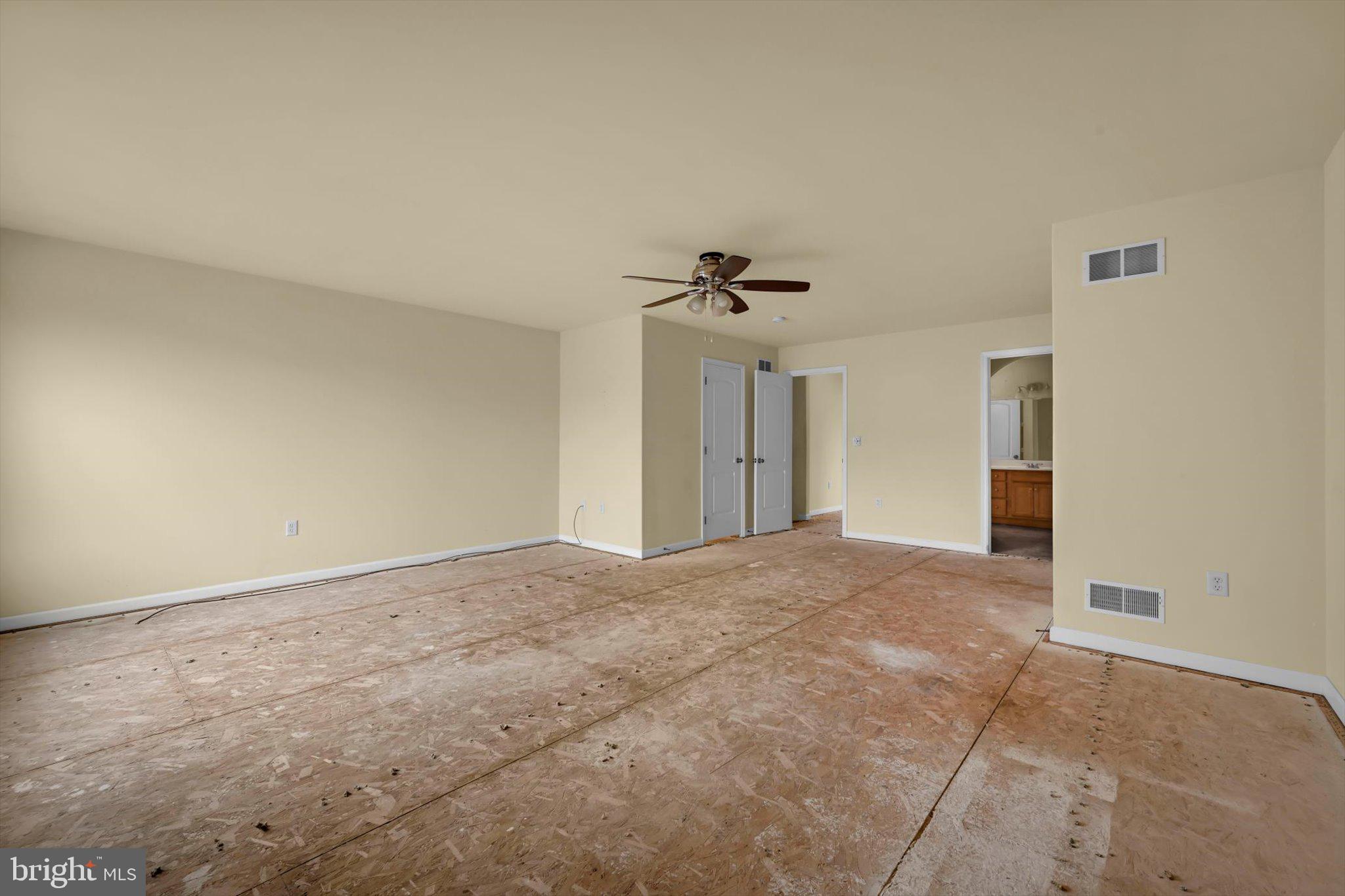 CARRINGTON CROSSING - Residential