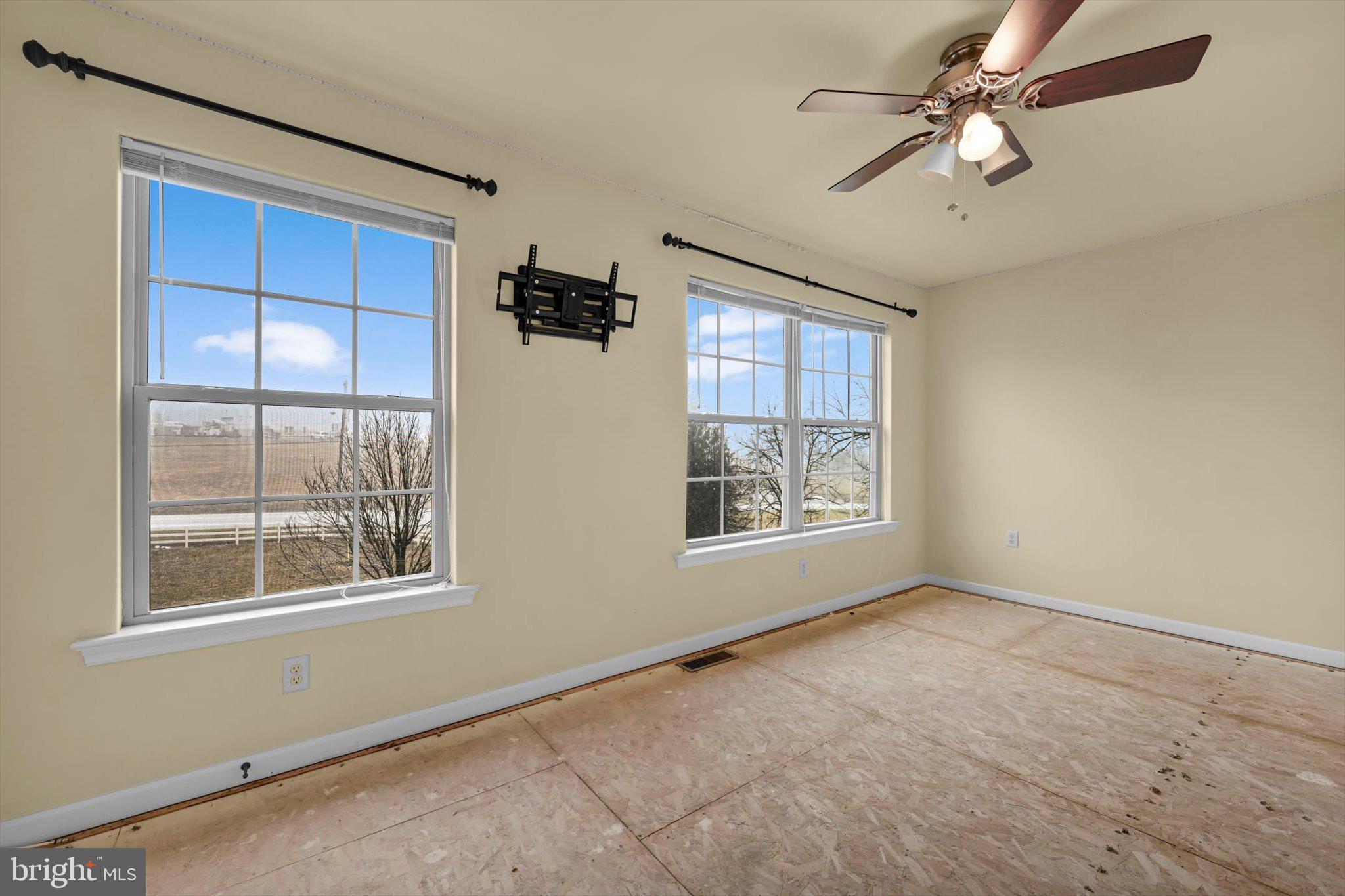 CARRINGTON CROSSING - Residential