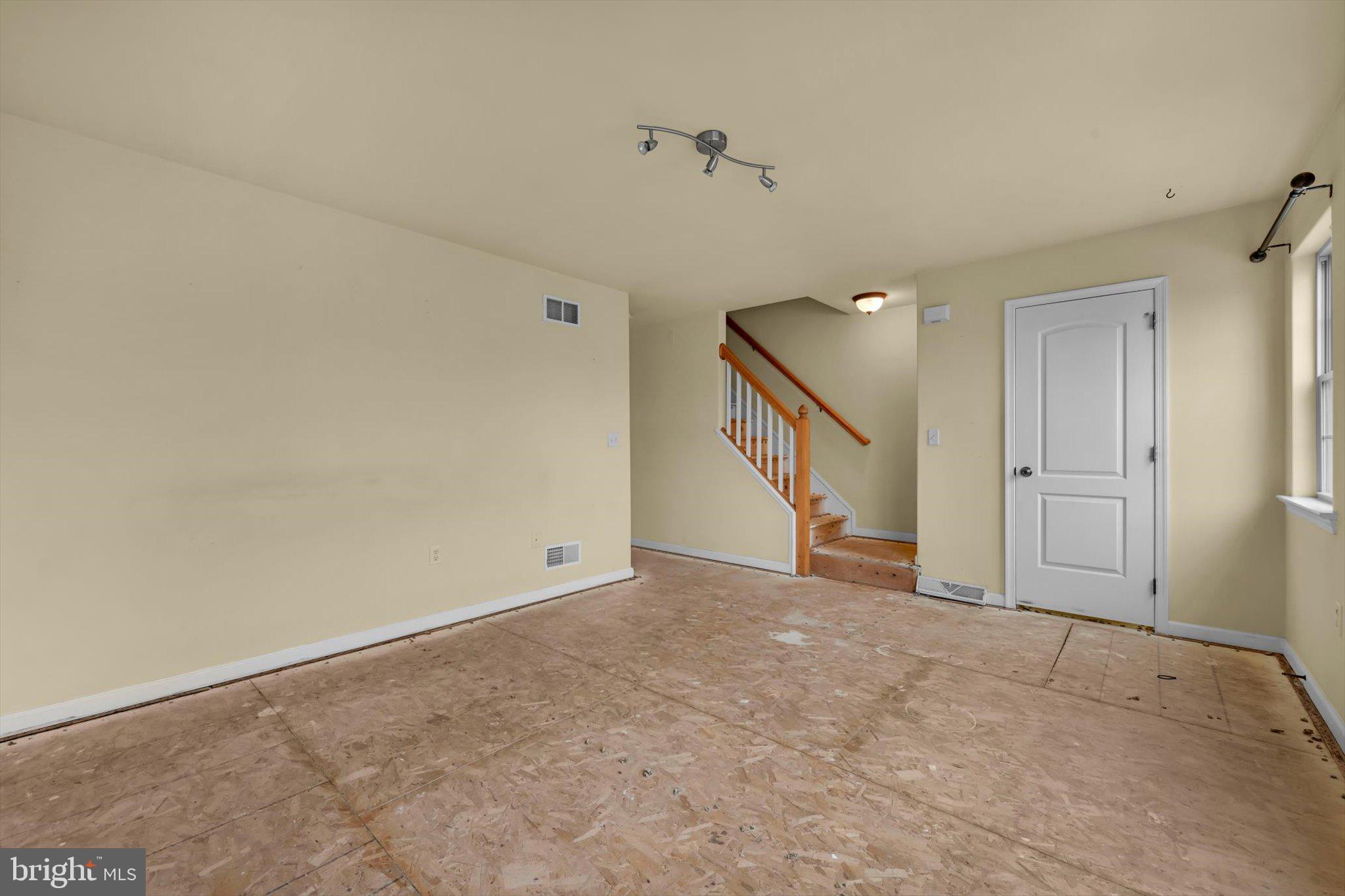 CARRINGTON CROSSING - Residential