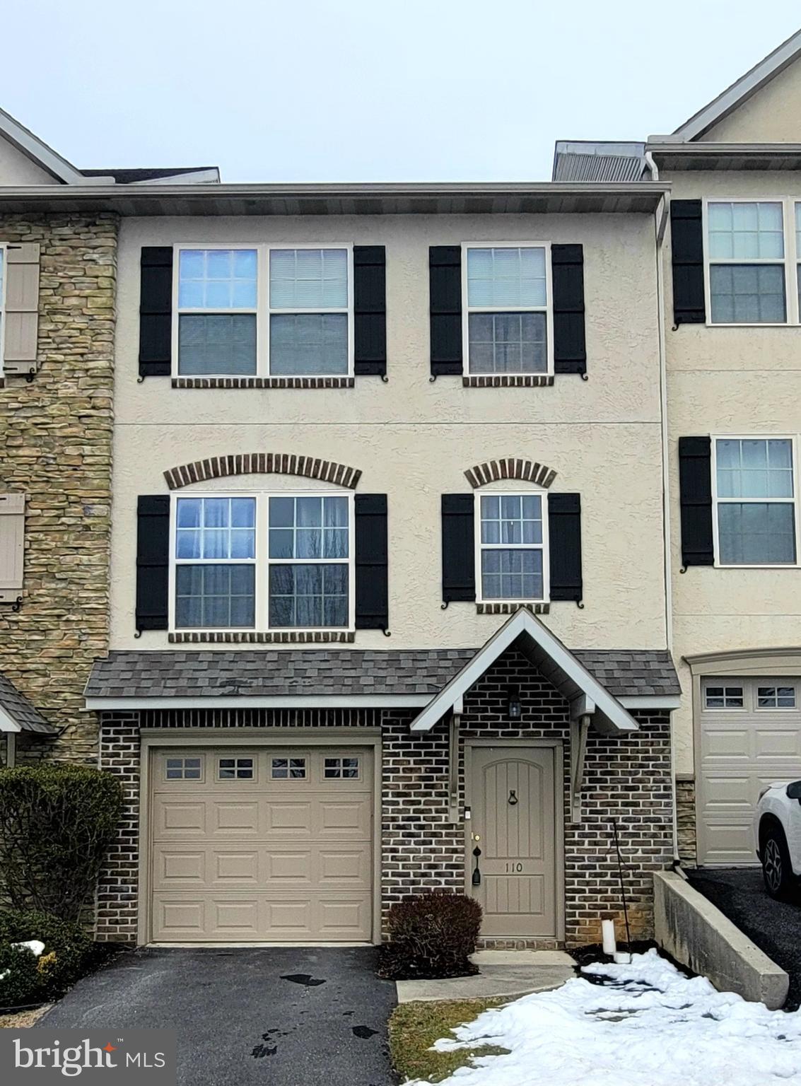 CARRINGTON CROSSING - Residential