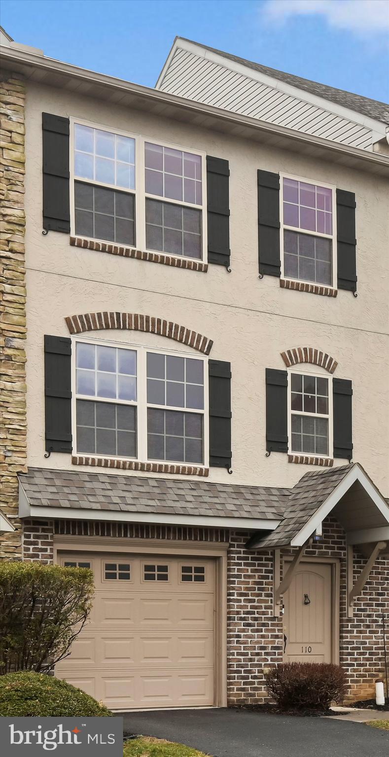 CARRINGTON CROSSING - Residential