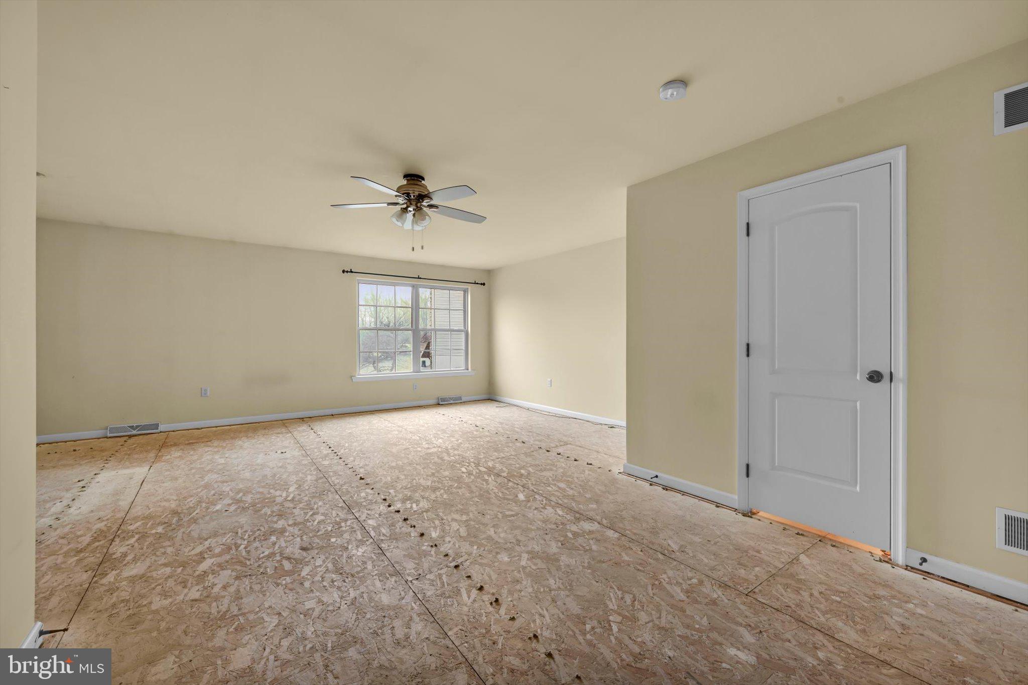 CARRINGTON CROSSING - Residential