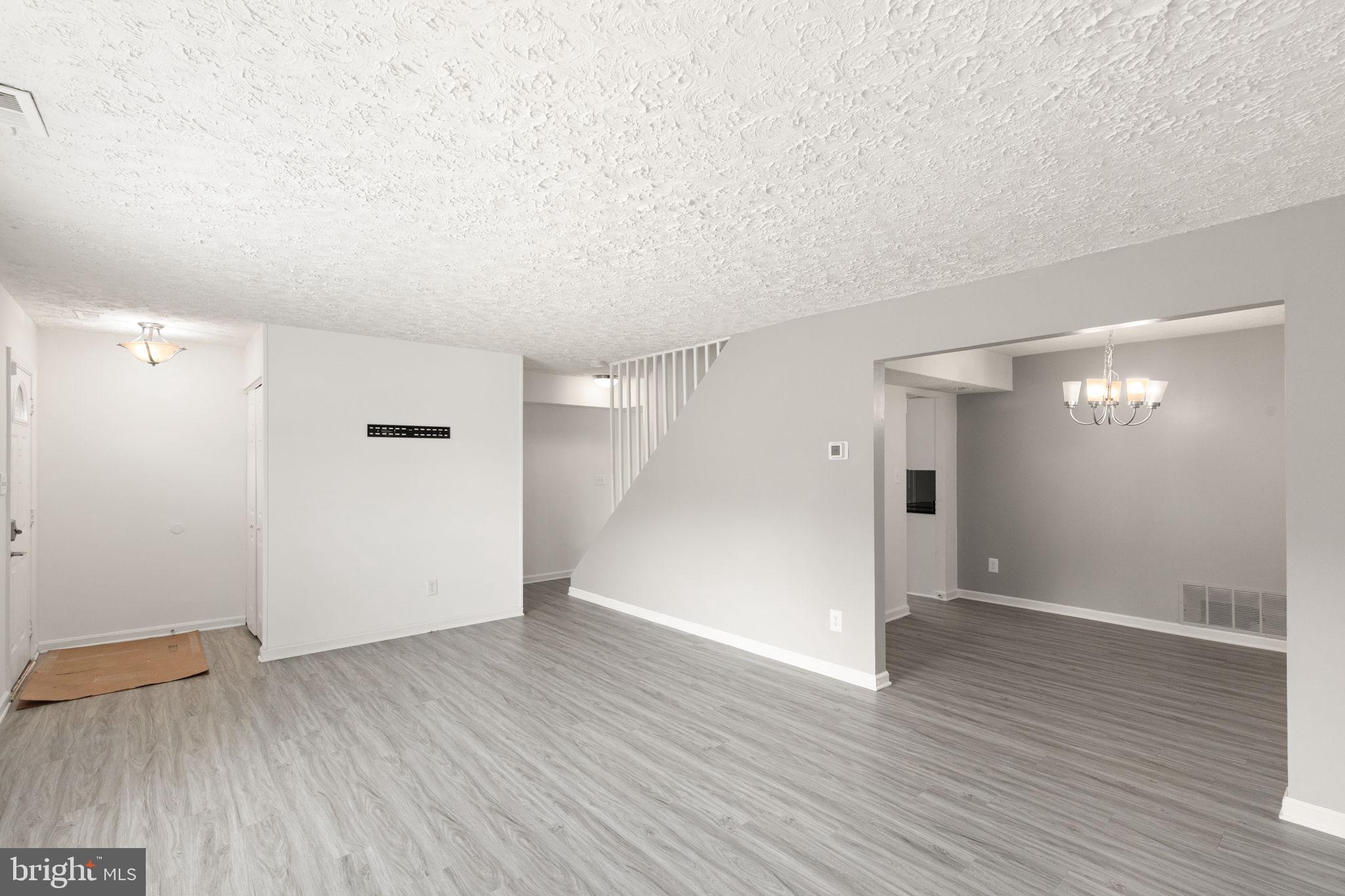 300 OAKWAY COURT