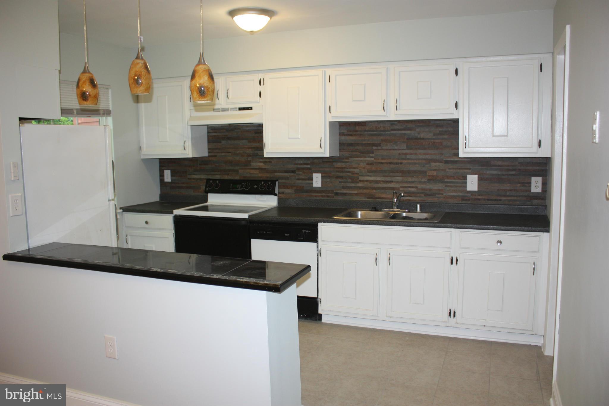 DALE CITY - Residential