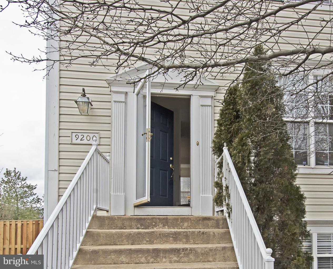 WELLINGTON/CLOVERHILL - Residential