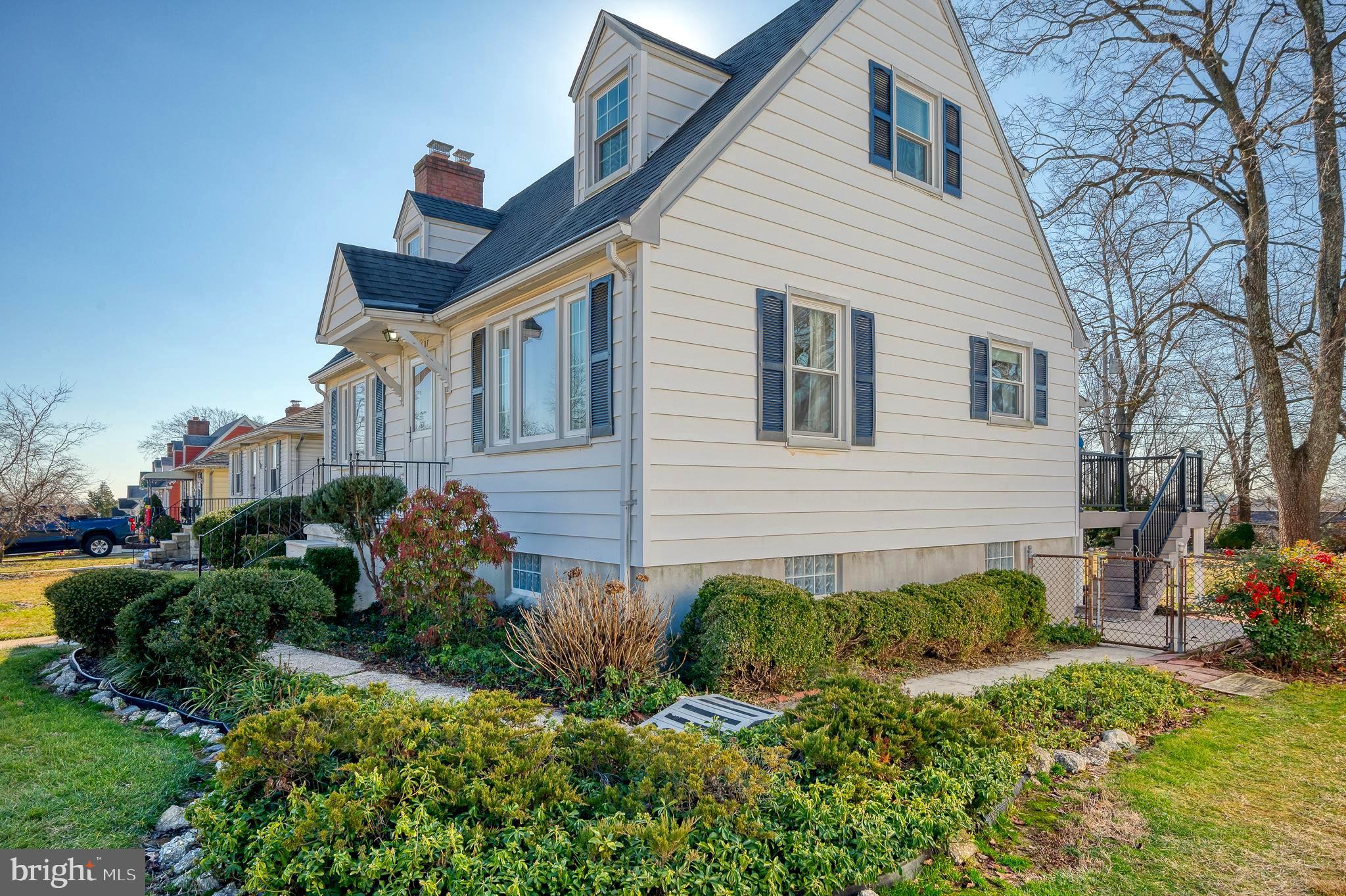 HILLSIDE PARK - Residential