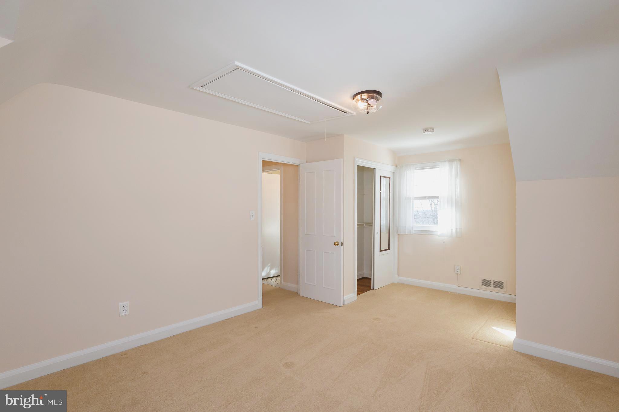 HILLSIDE PARK - Residential