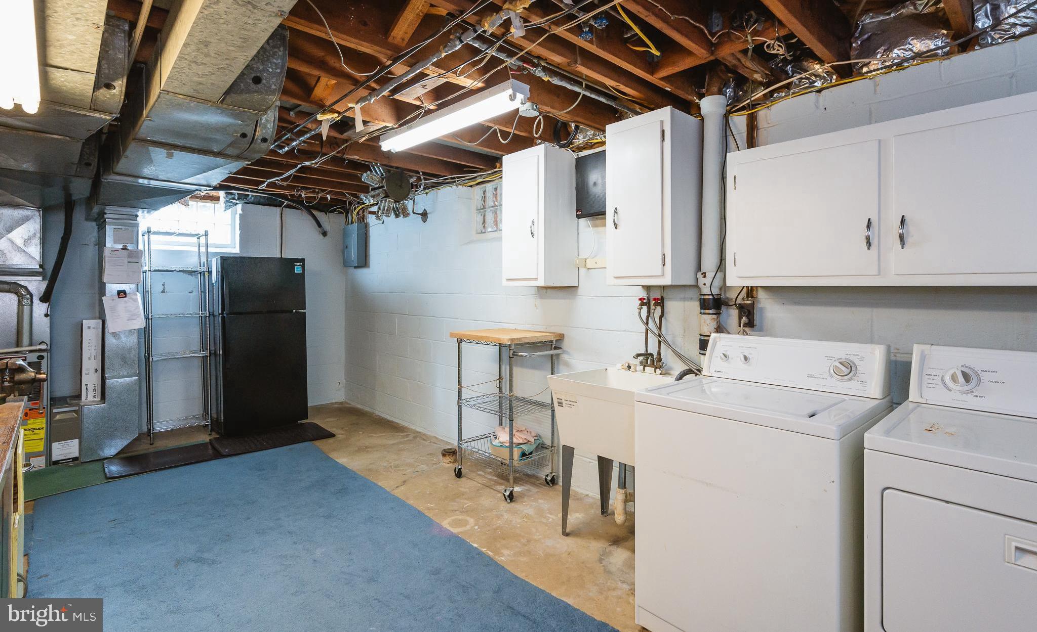 HILLSIDE PARK - Residential