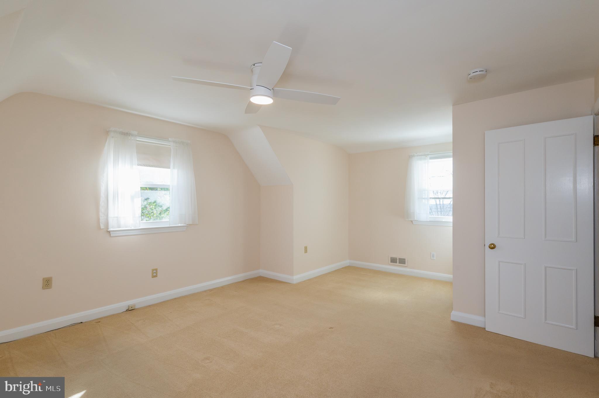 HILLSIDE PARK - Residential