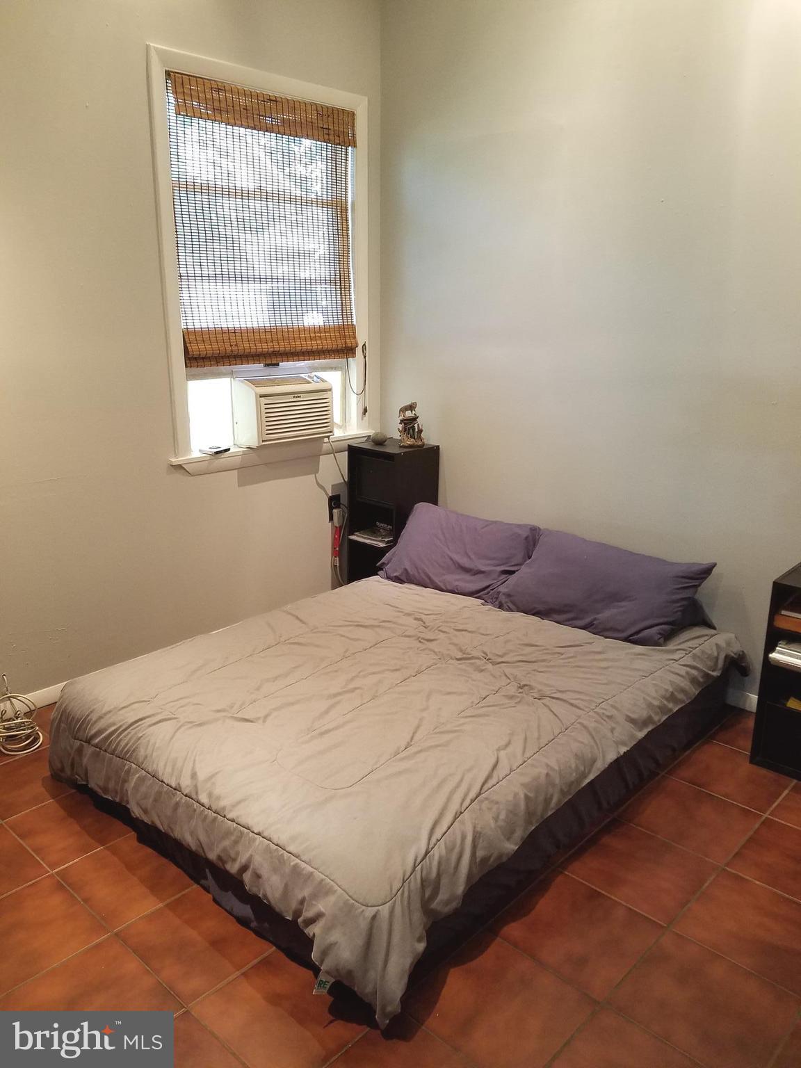 KNOLLWOOD - Residential