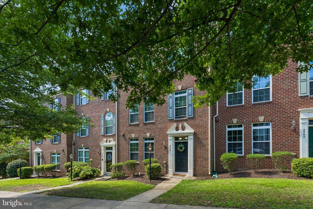 Photo of 2359 Merseyside Drive, WOODBRIDGE, VA 22191 (MLS # VAPW2123004)