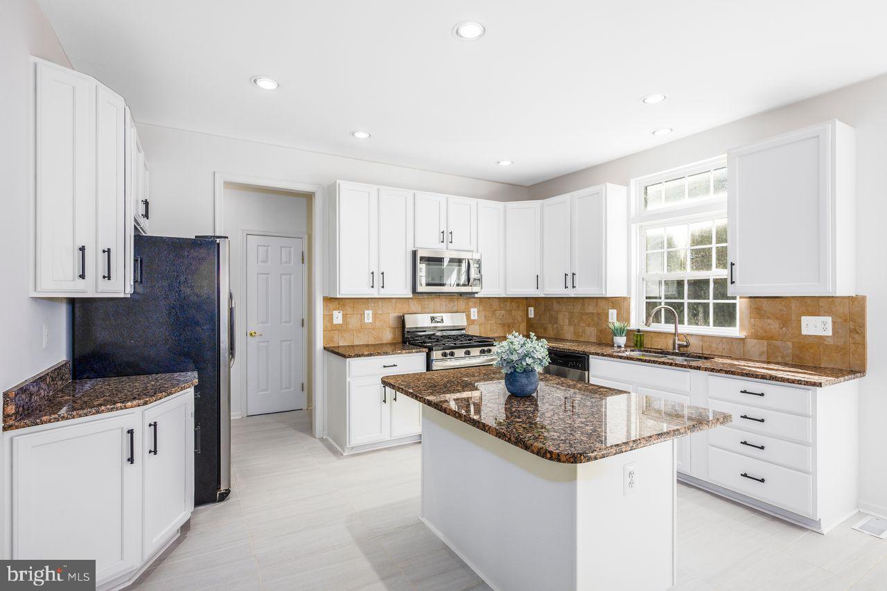 QUINCE ORCHARD PARK - Residential