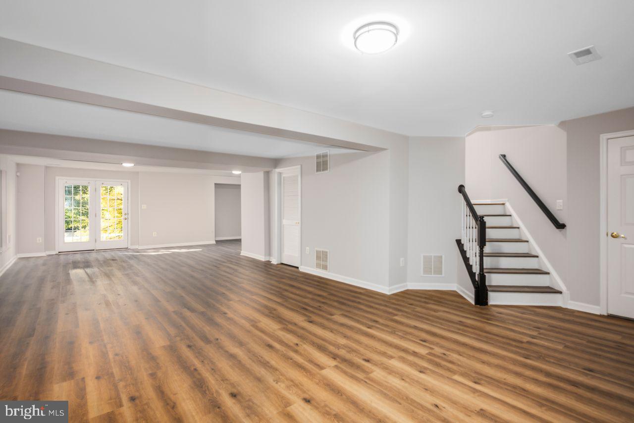 QUINCE ORCHARD PARK - Residential