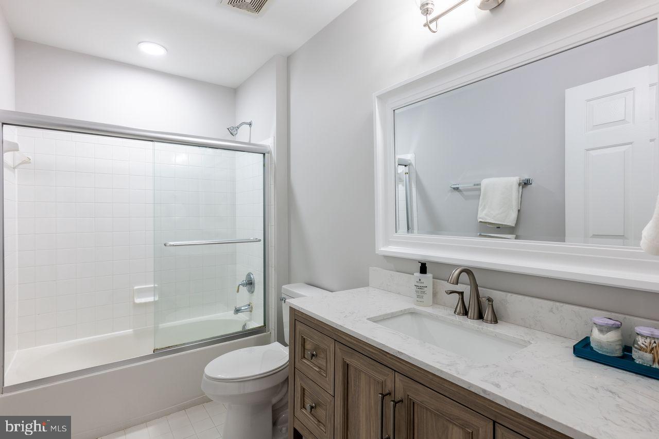 QUINCE ORCHARD PARK - Residential