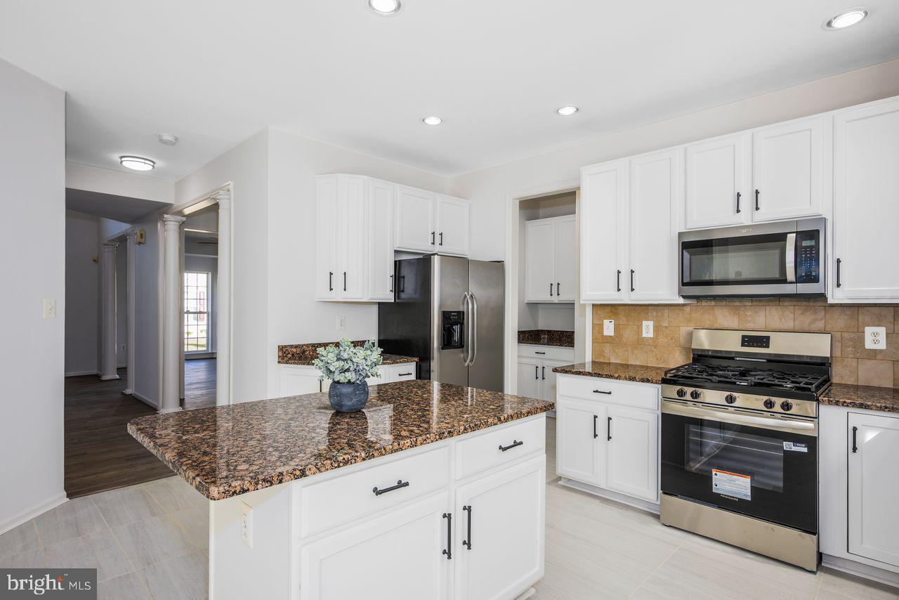 QUINCE ORCHARD PARK - Residential