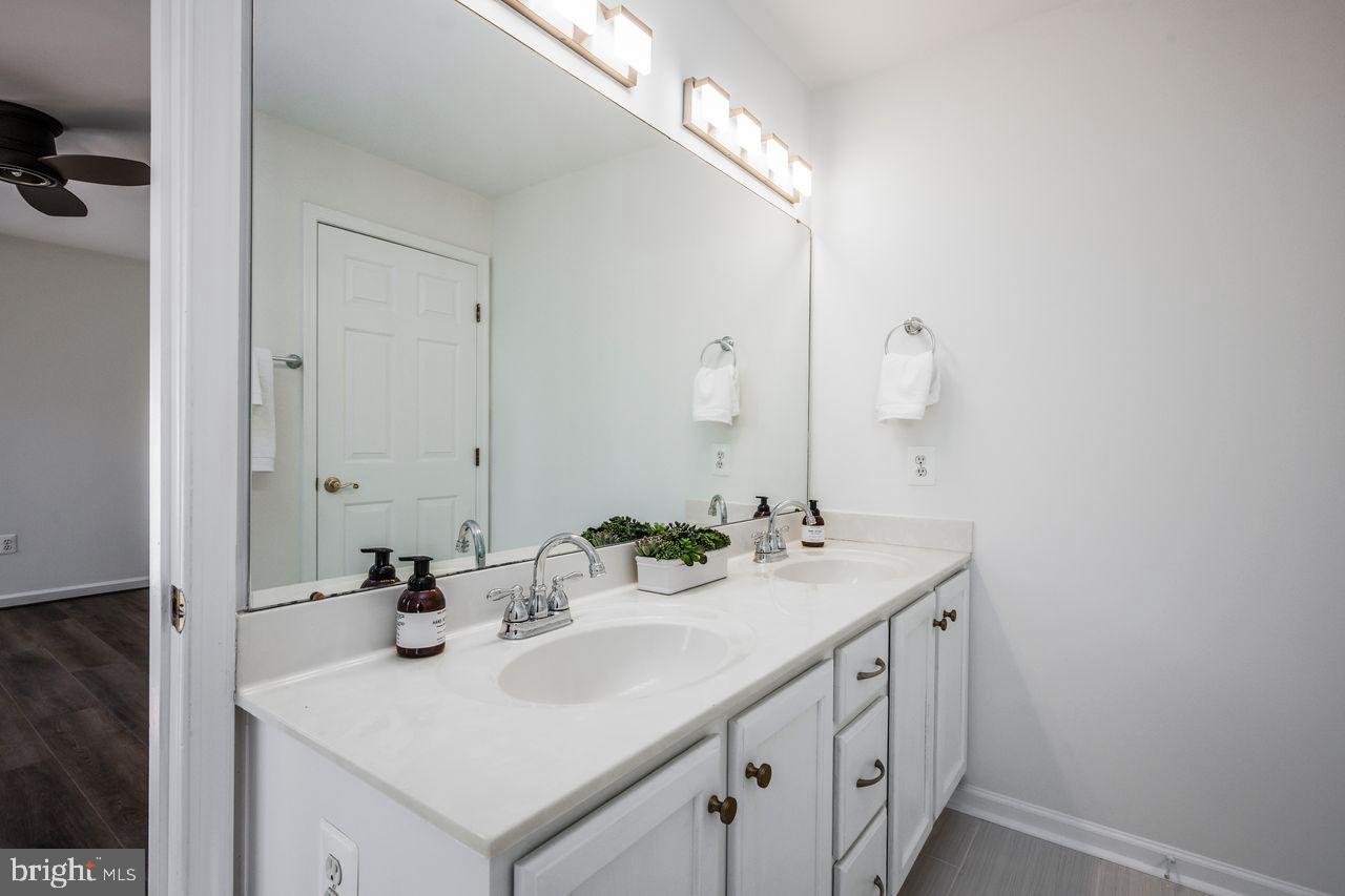 QUINCE ORCHARD PARK - Residential