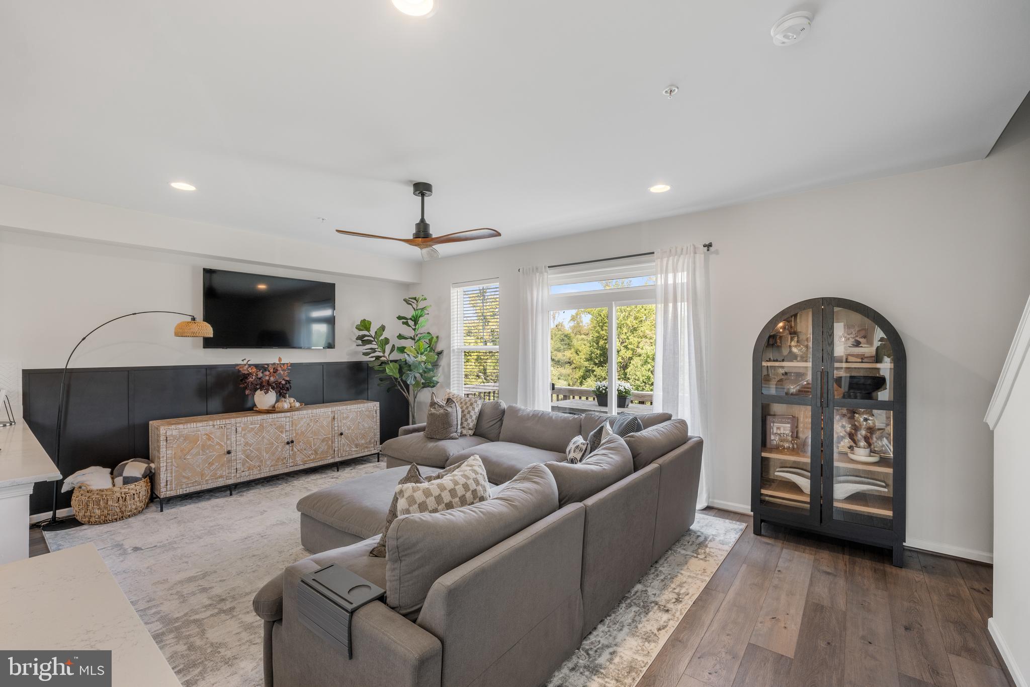 BRADFORD'S LANDING - Residential