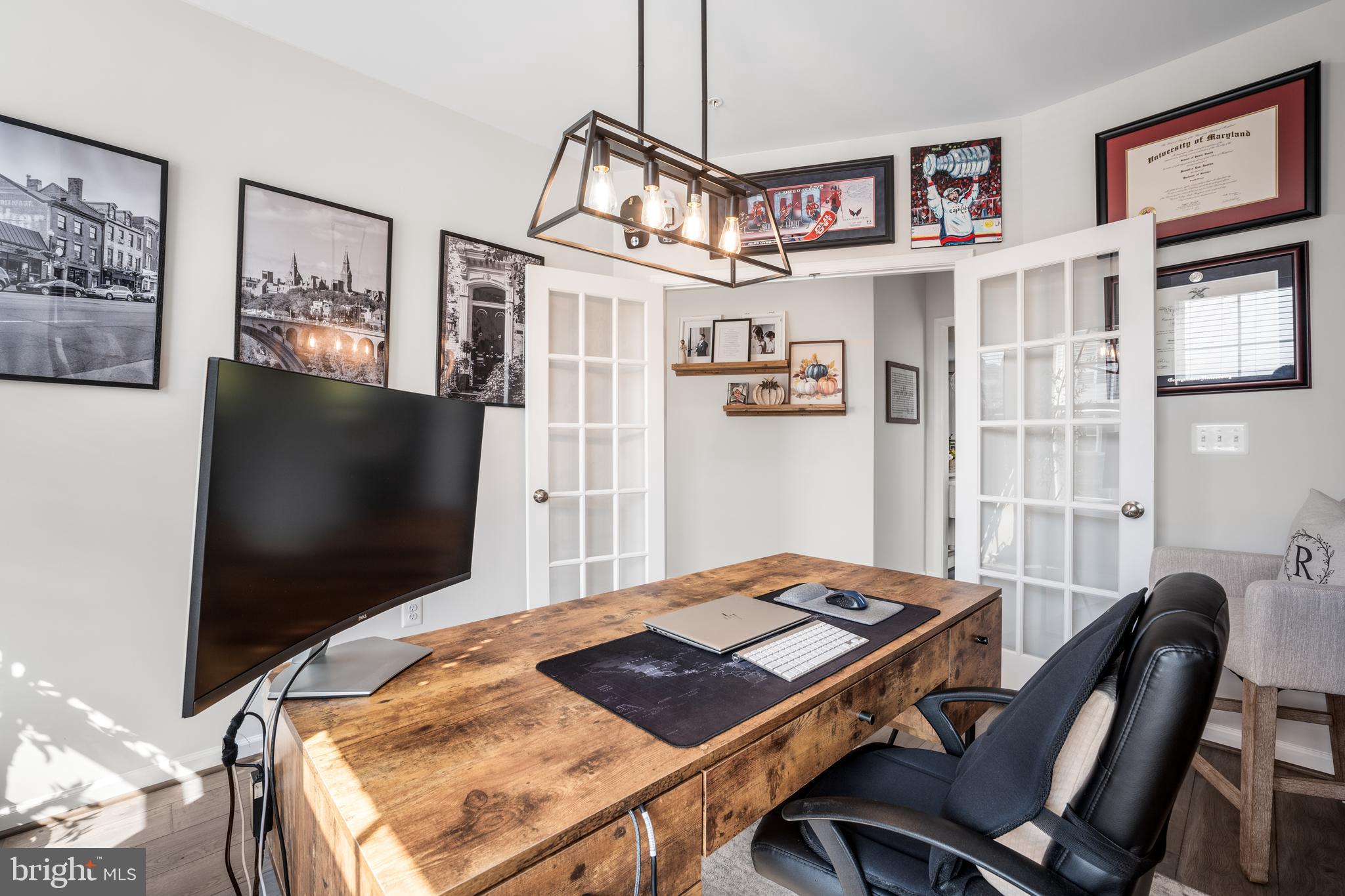 BRADFORD'S LANDING - Residential