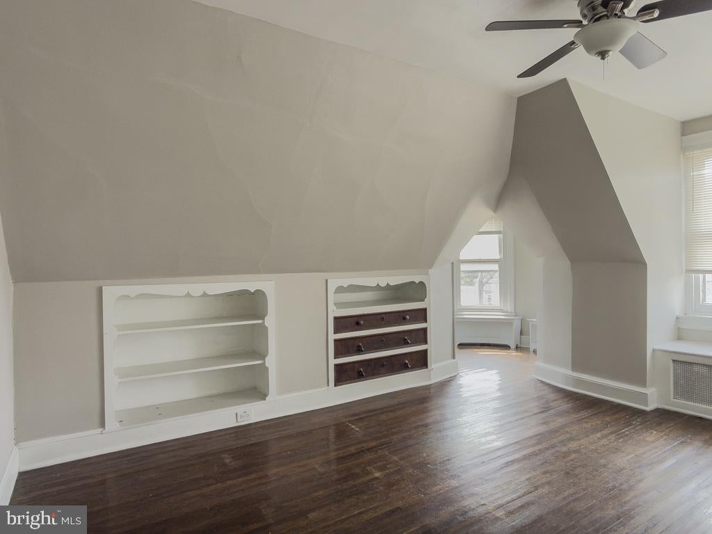269 CHESTNUT STREET 5