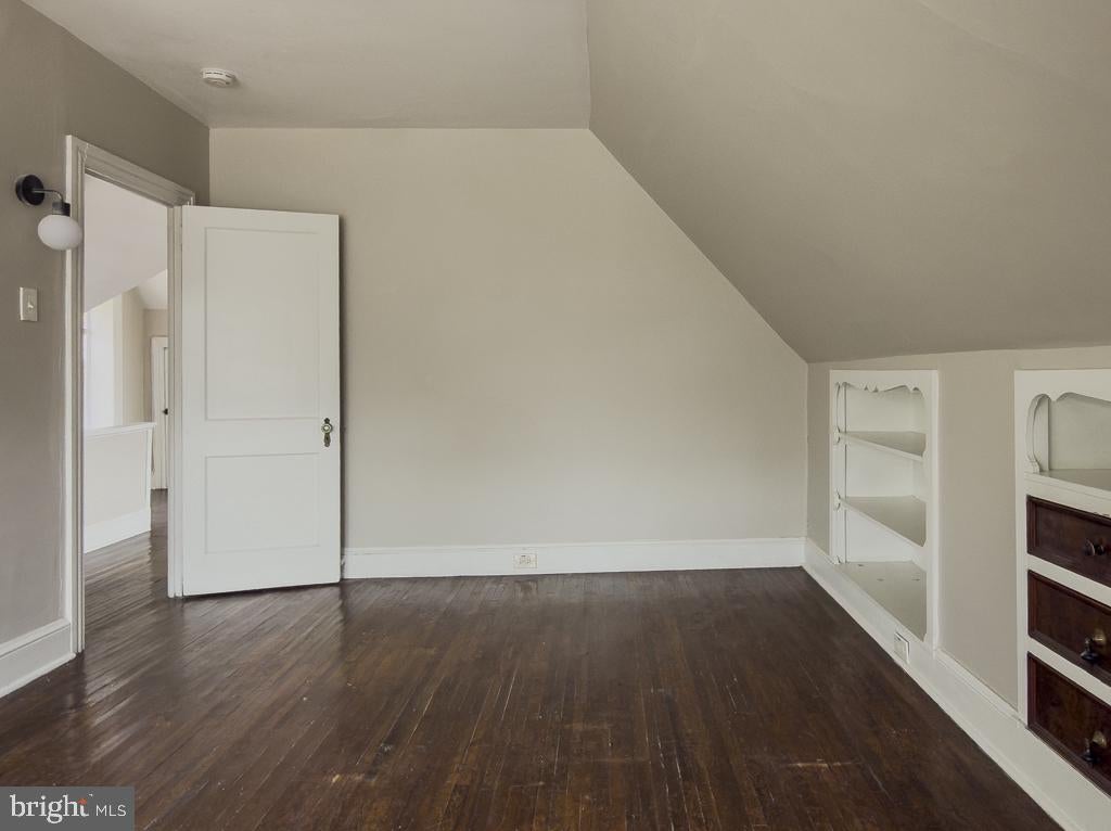 269 CHESTNUT STREET 5