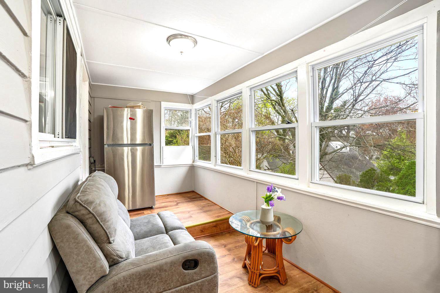 DAWN VILLAGE - Residential