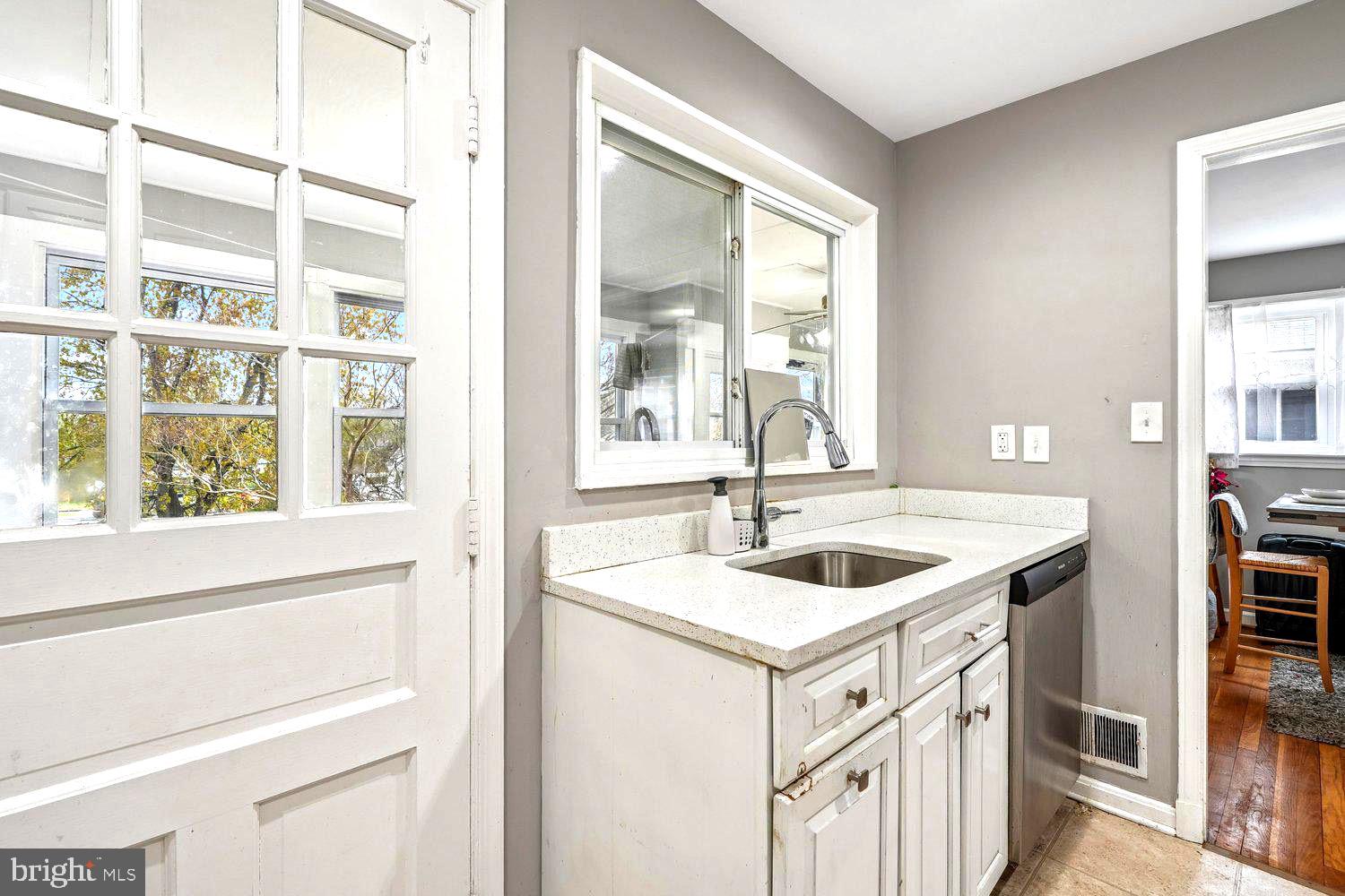 DAWN VILLAGE - Residential