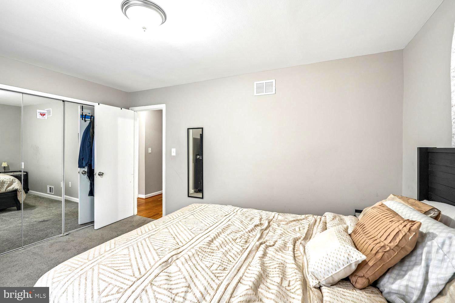 DAWN VILLAGE - Residential