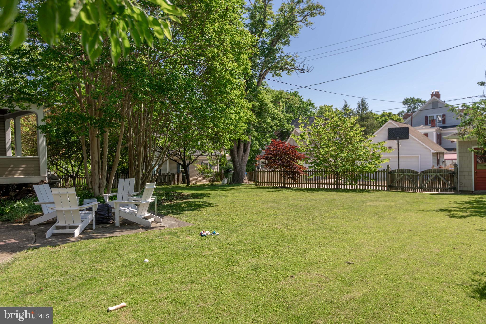 ROLAND PARK - Residential