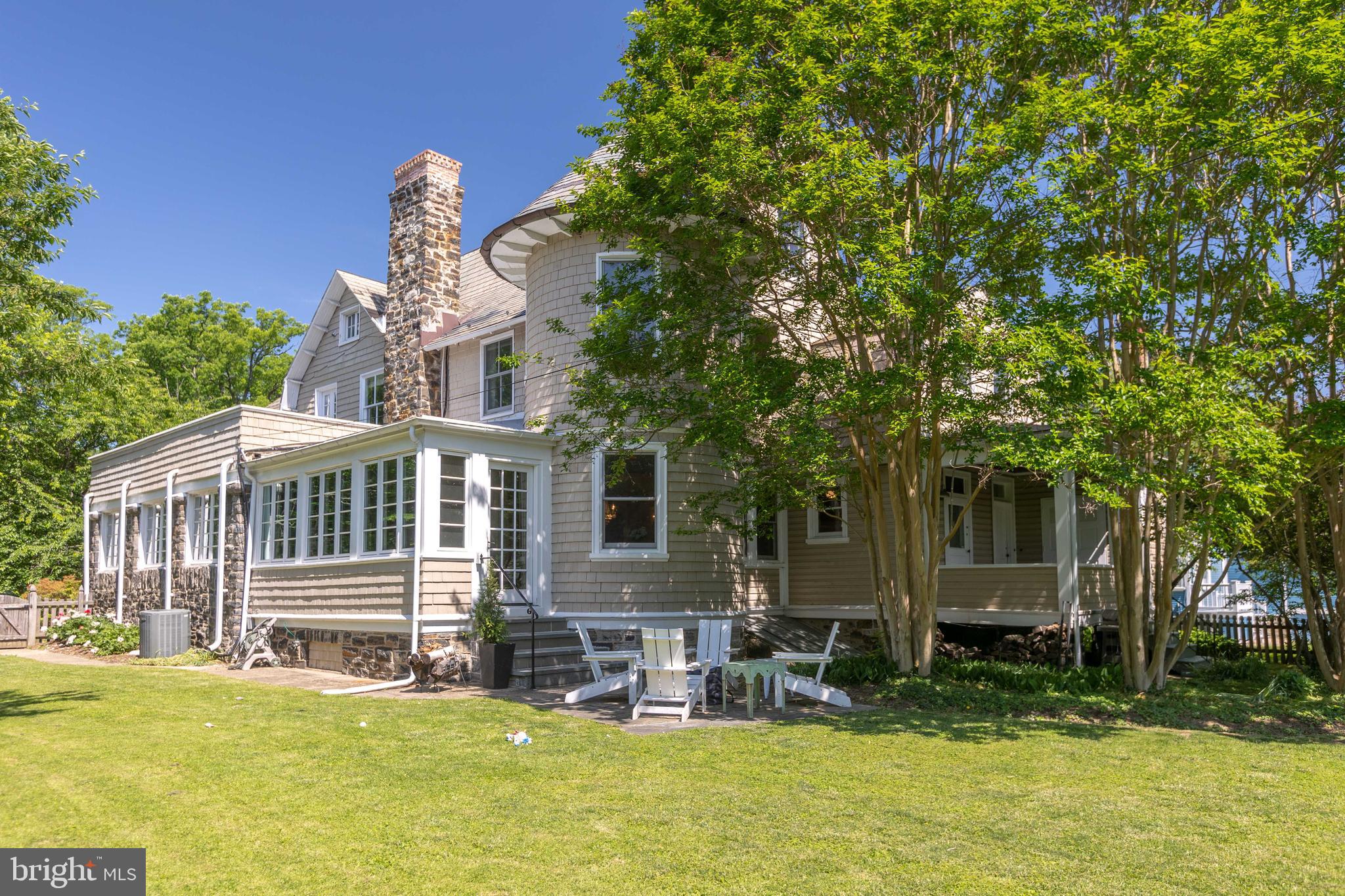 ROLAND PARK - Residential