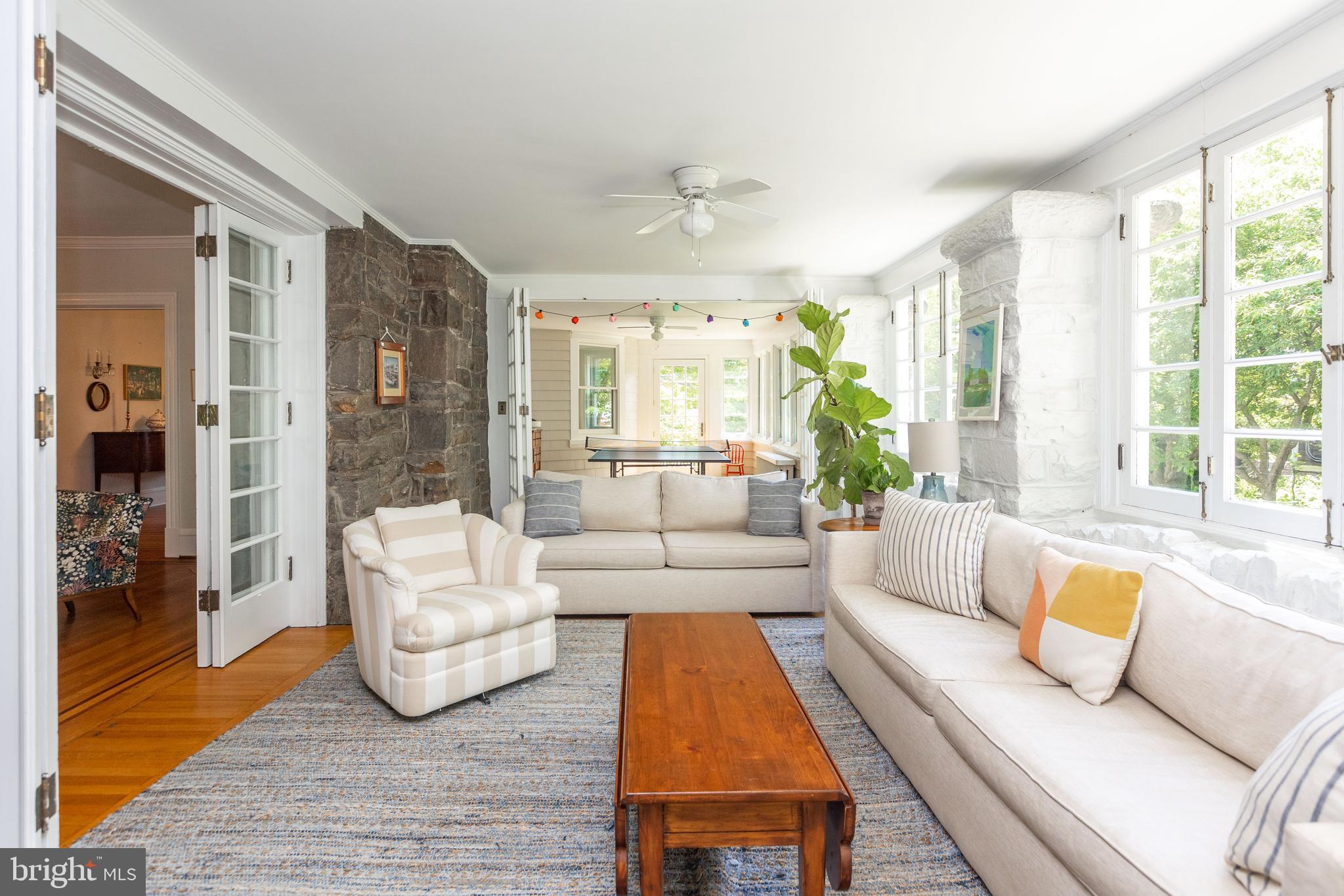 ROLAND PARK - Residential
