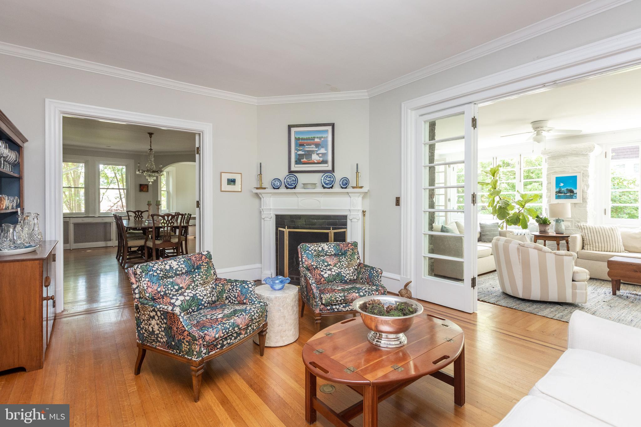 ROLAND PARK - Residential