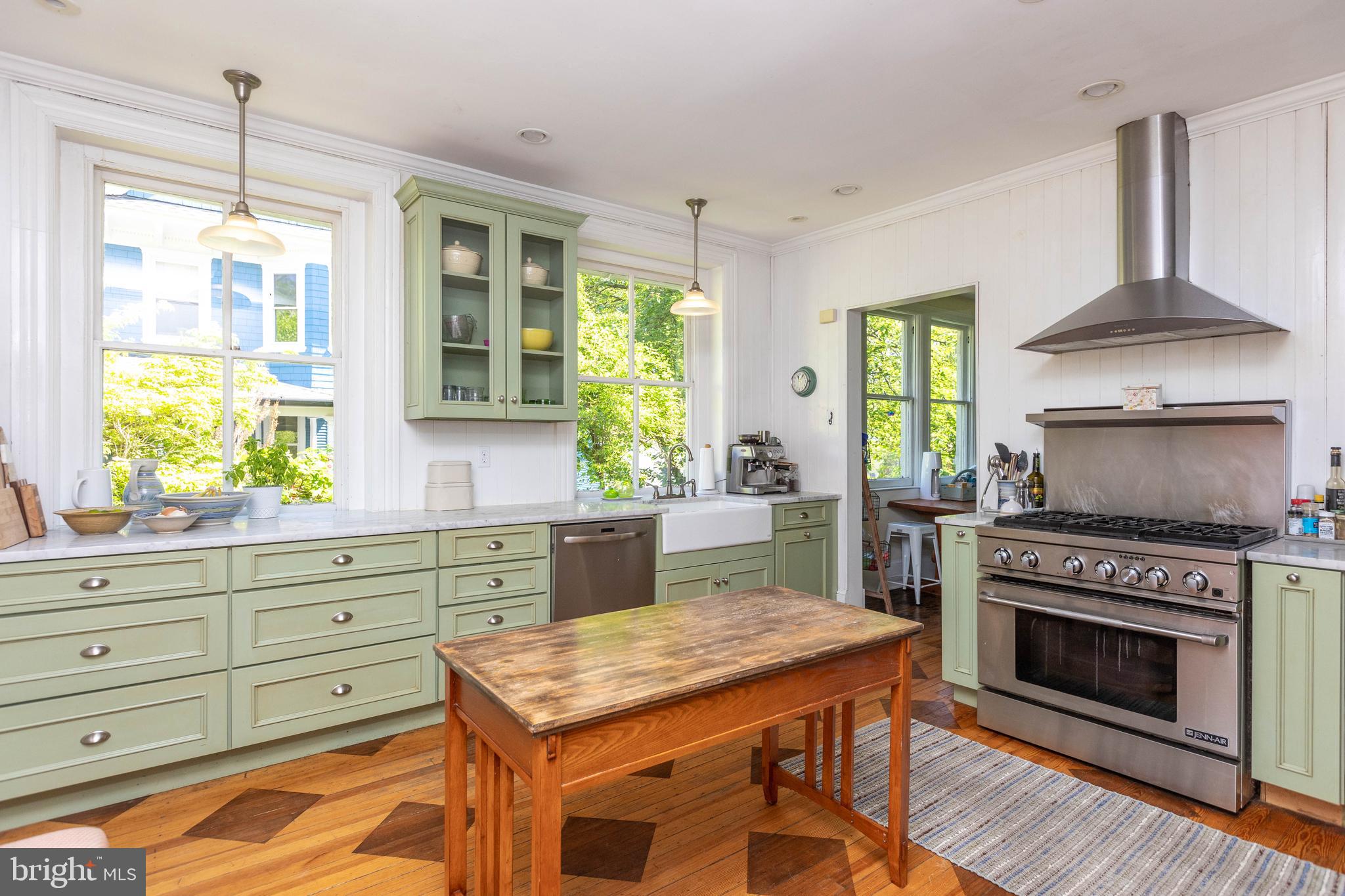 ROLAND PARK - Residential