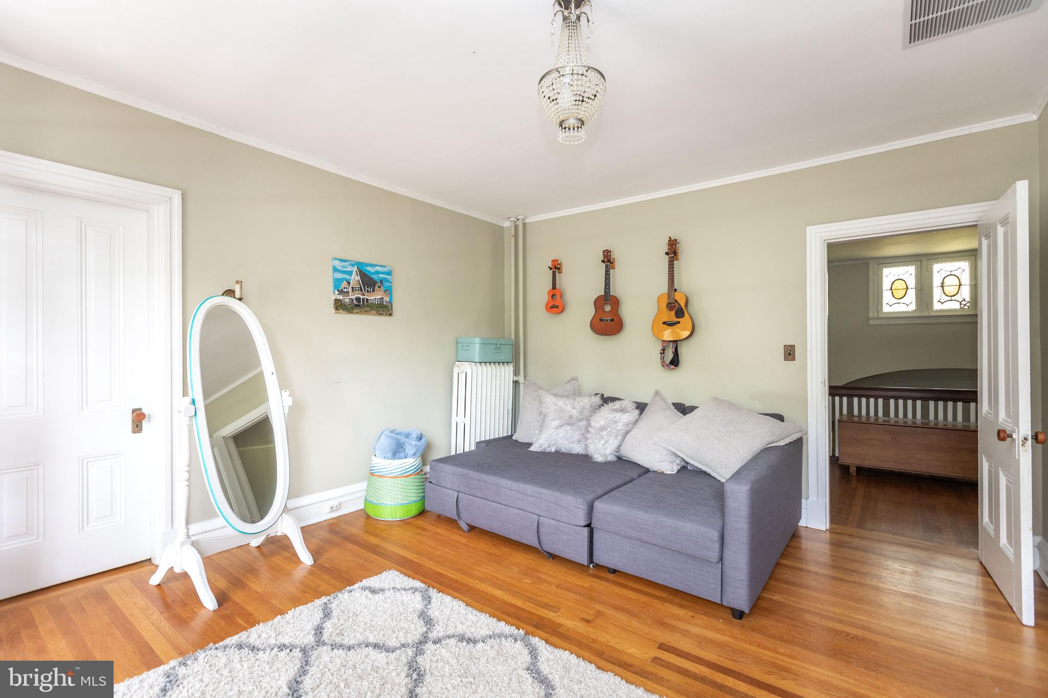 ROLAND PARK - Residential