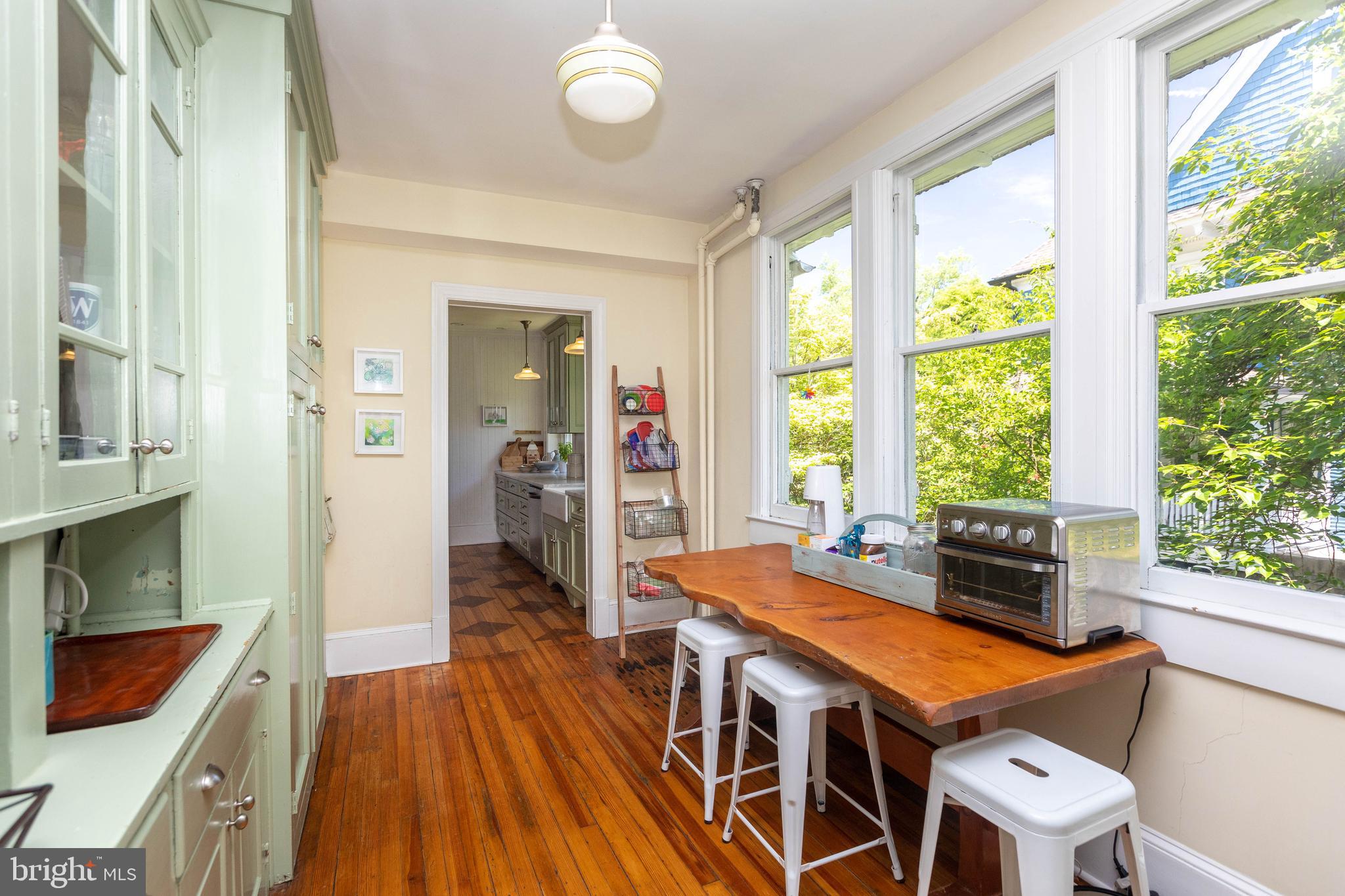 ROLAND PARK - Residential