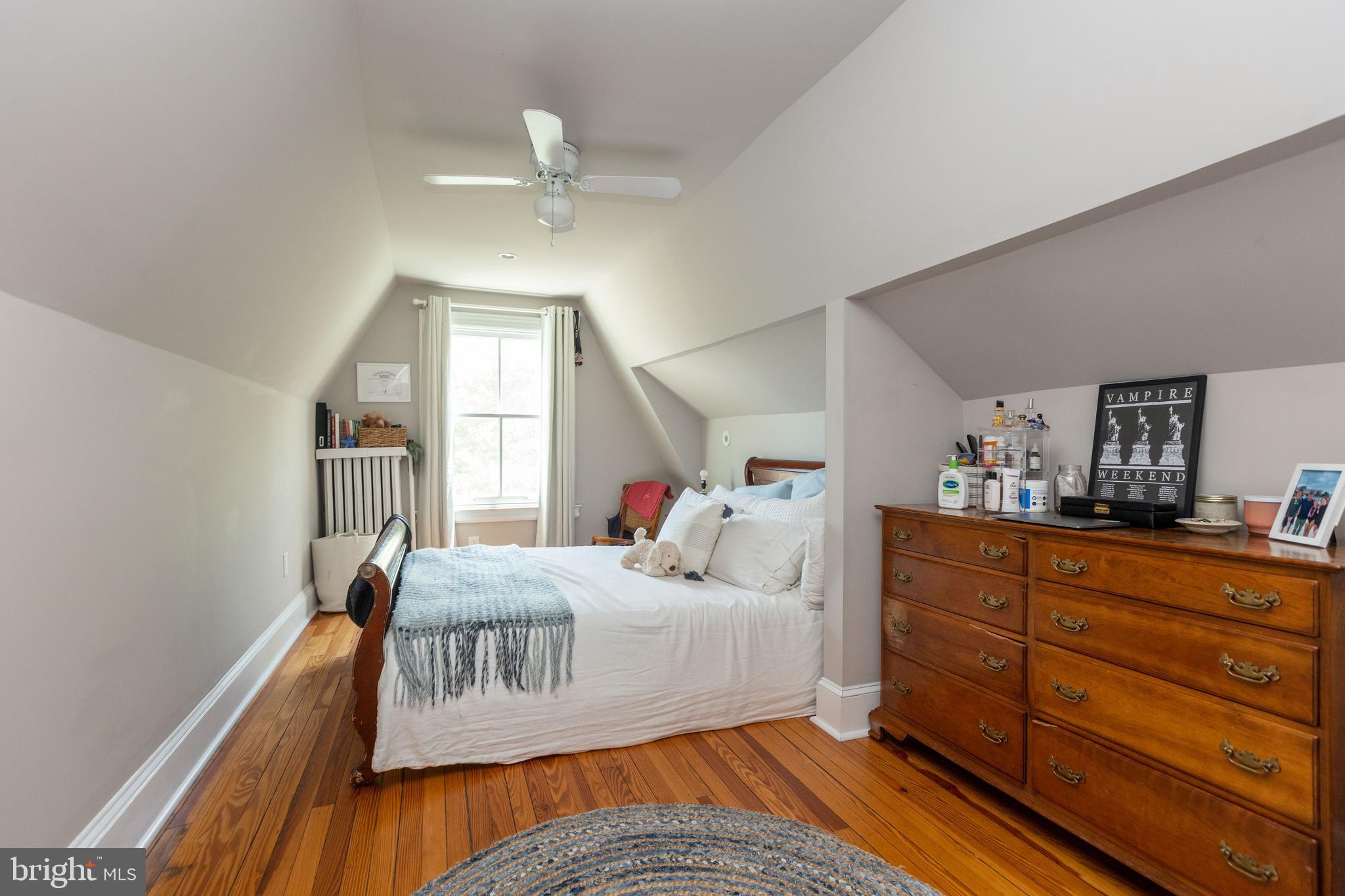 ROLAND PARK - Residential