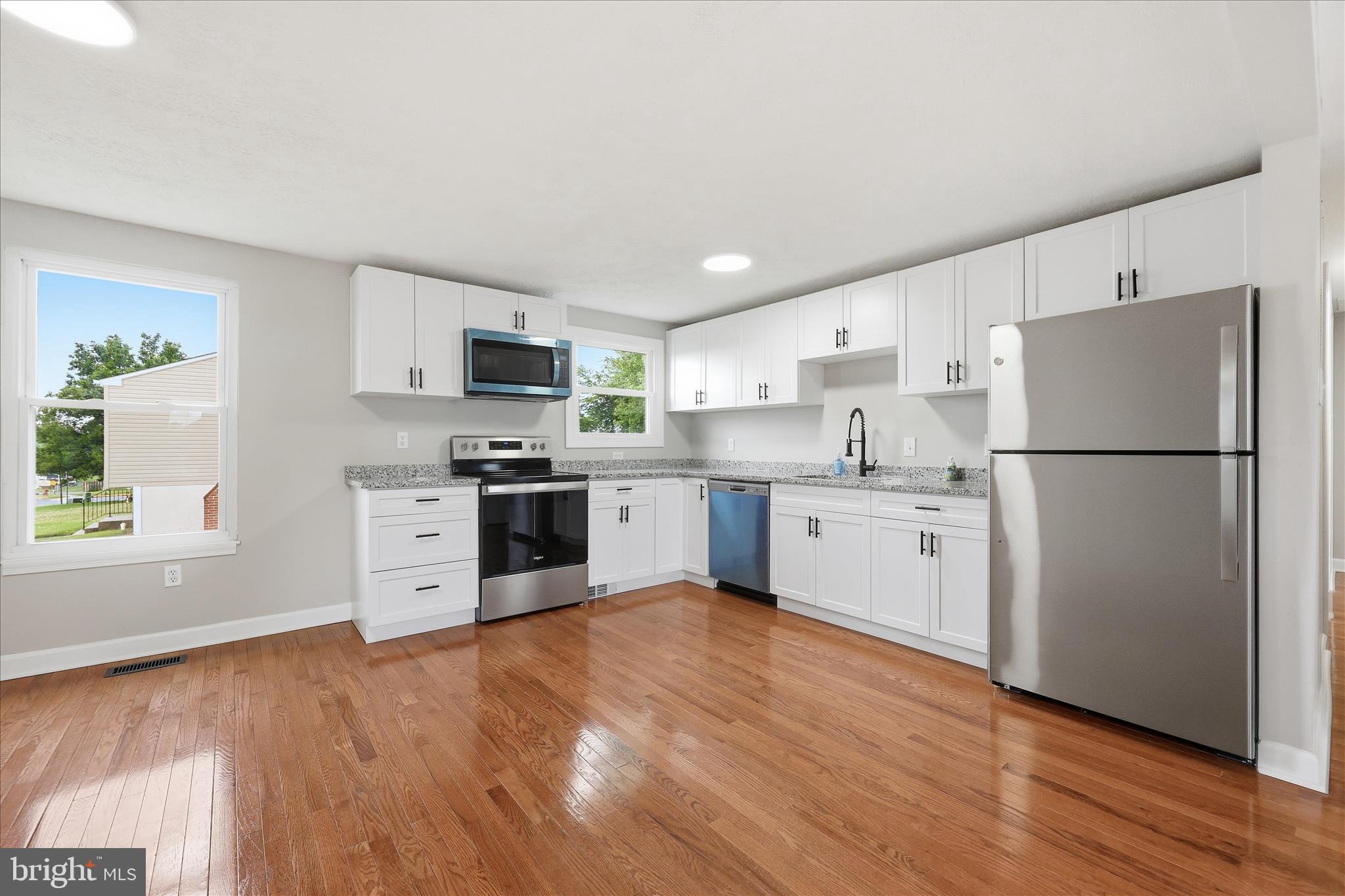 224 TAMARACK WAY
