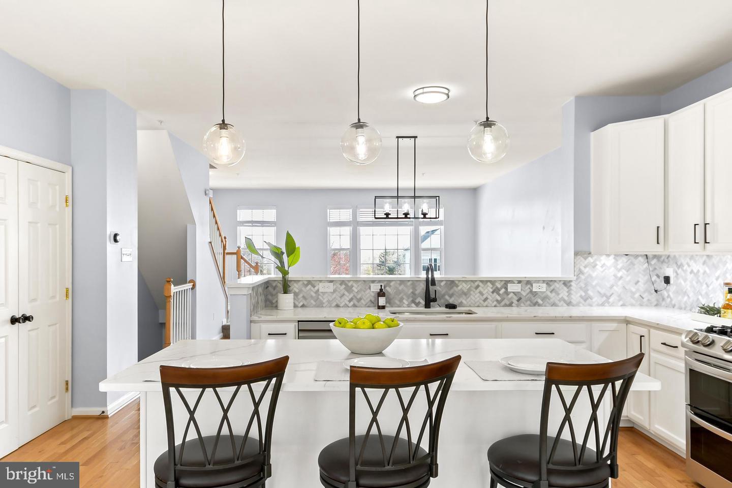 OVERLOOK - Residential Lease