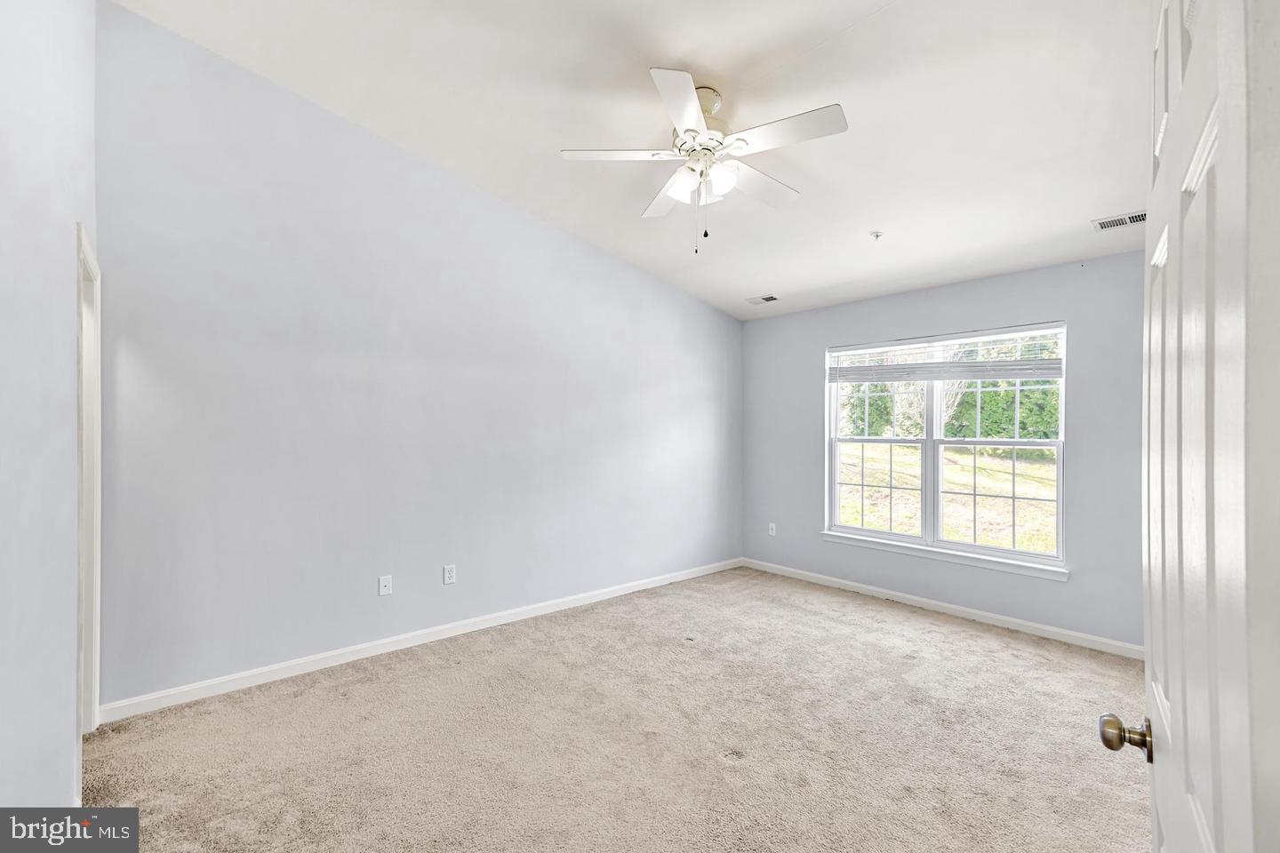 OVERLOOK - Residential Lease