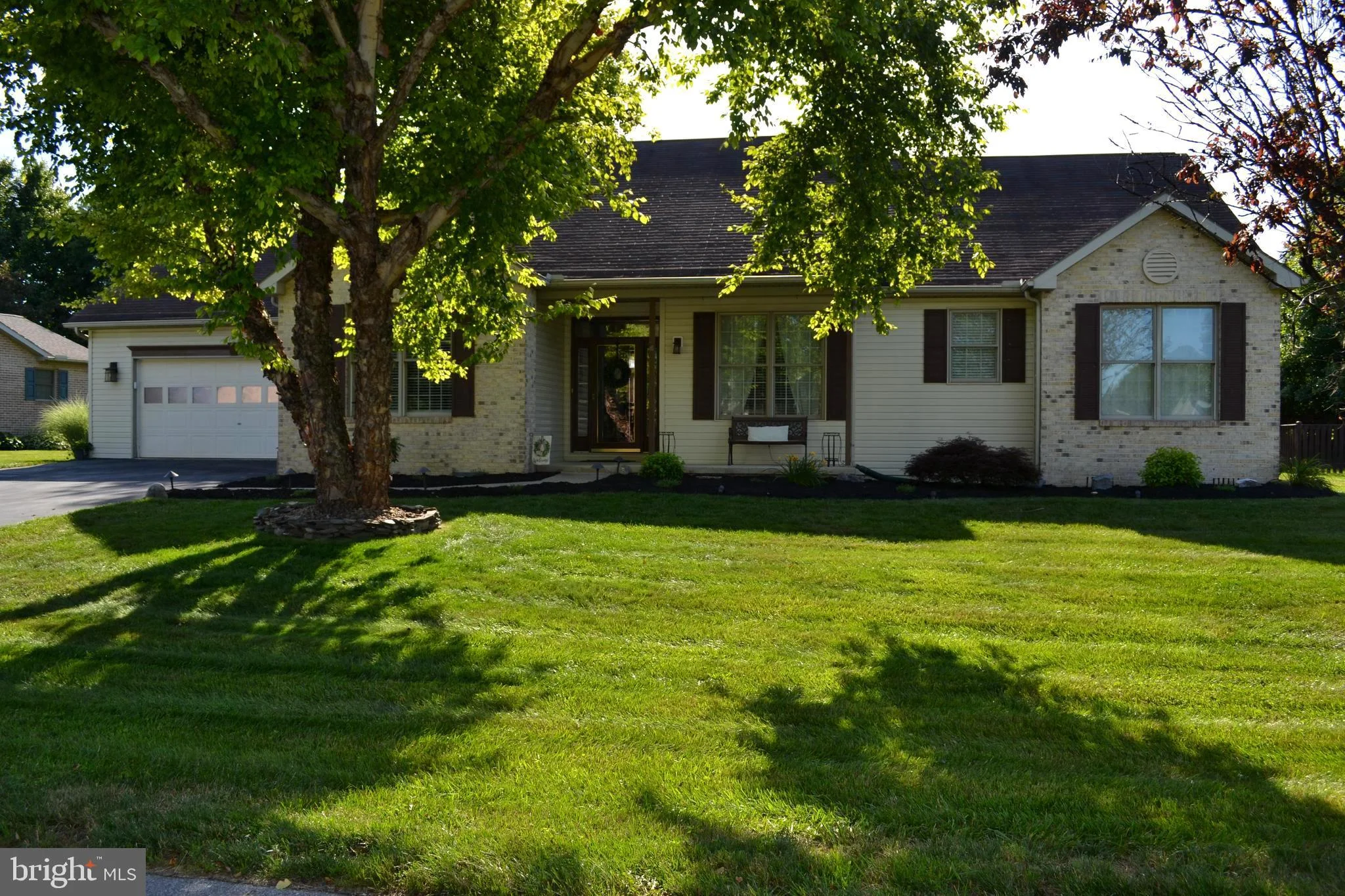 117 Yale Lane, Falling Waters, WV 25419