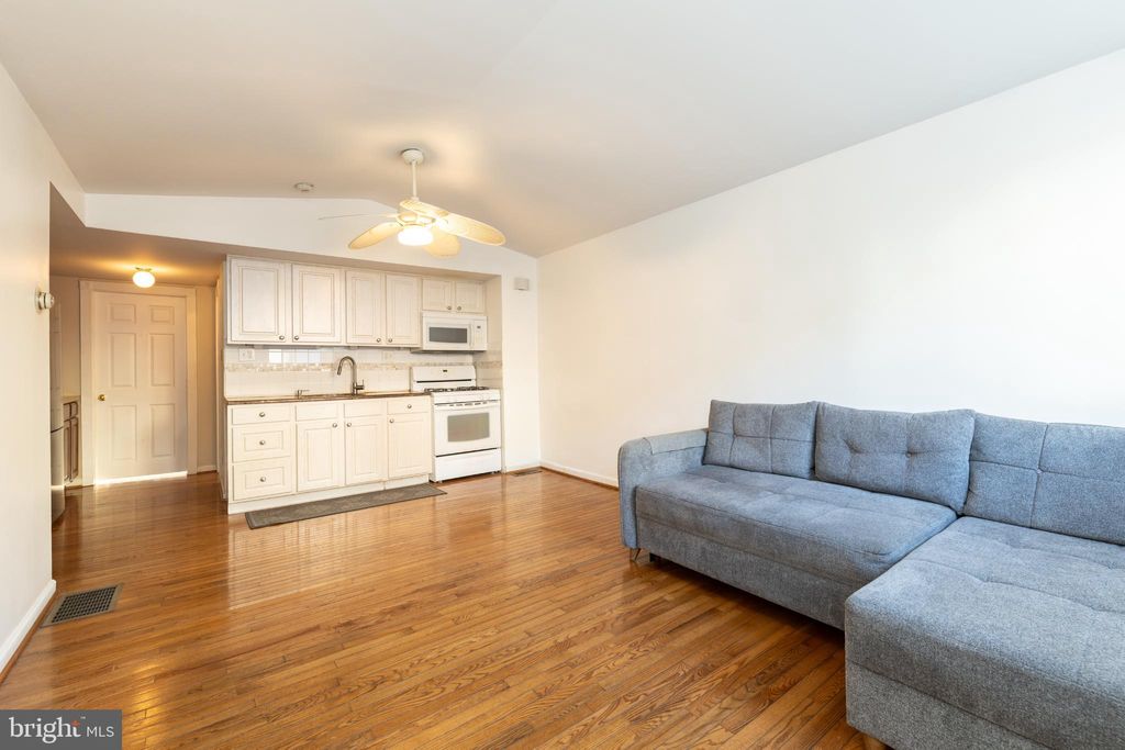 Photo of 910 Mountain Street, PHILADELPHIA, PA 19148 (MLS # PAPH2564538)