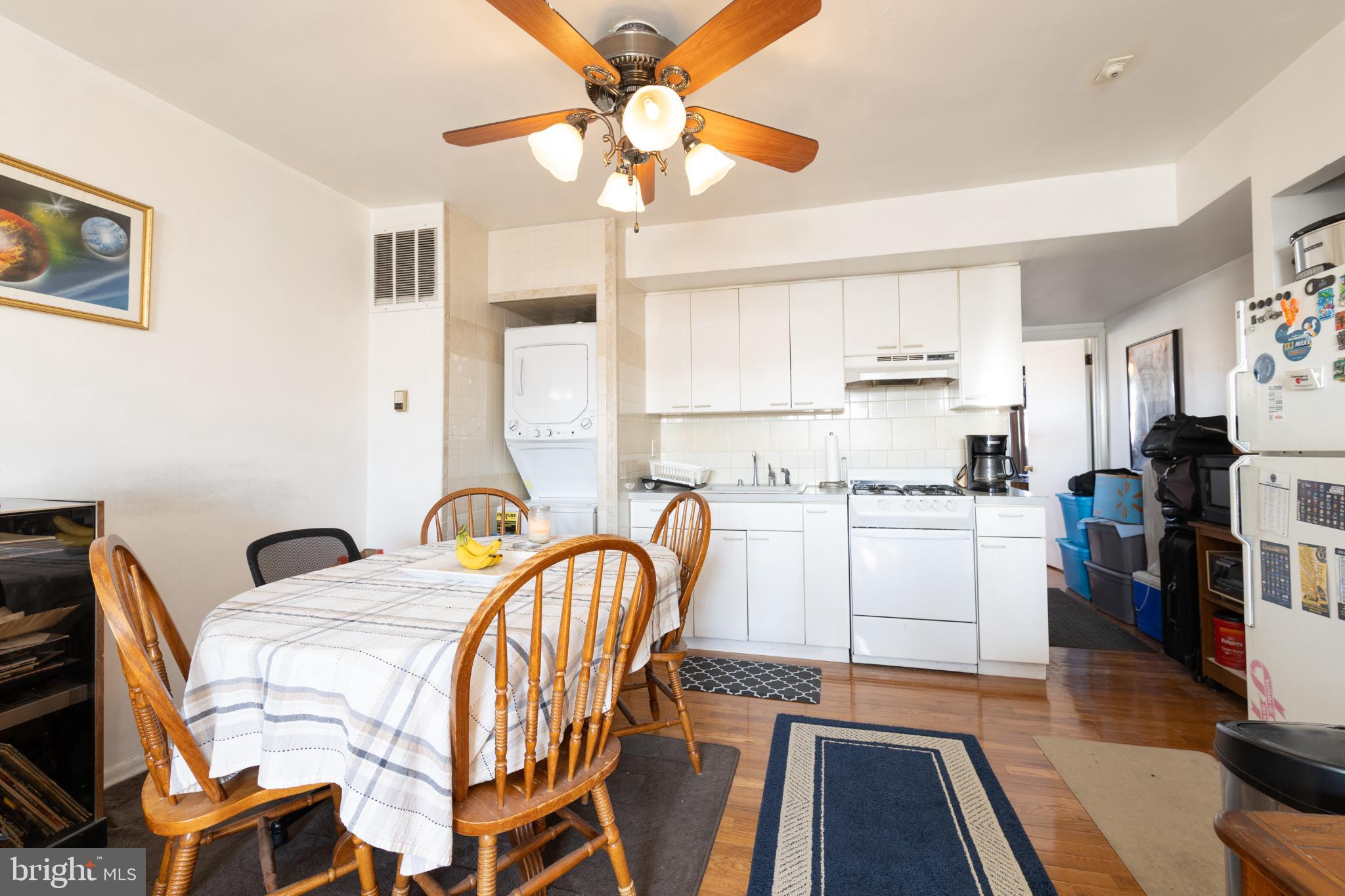 PASSYUNK SQUARE - Residential Income