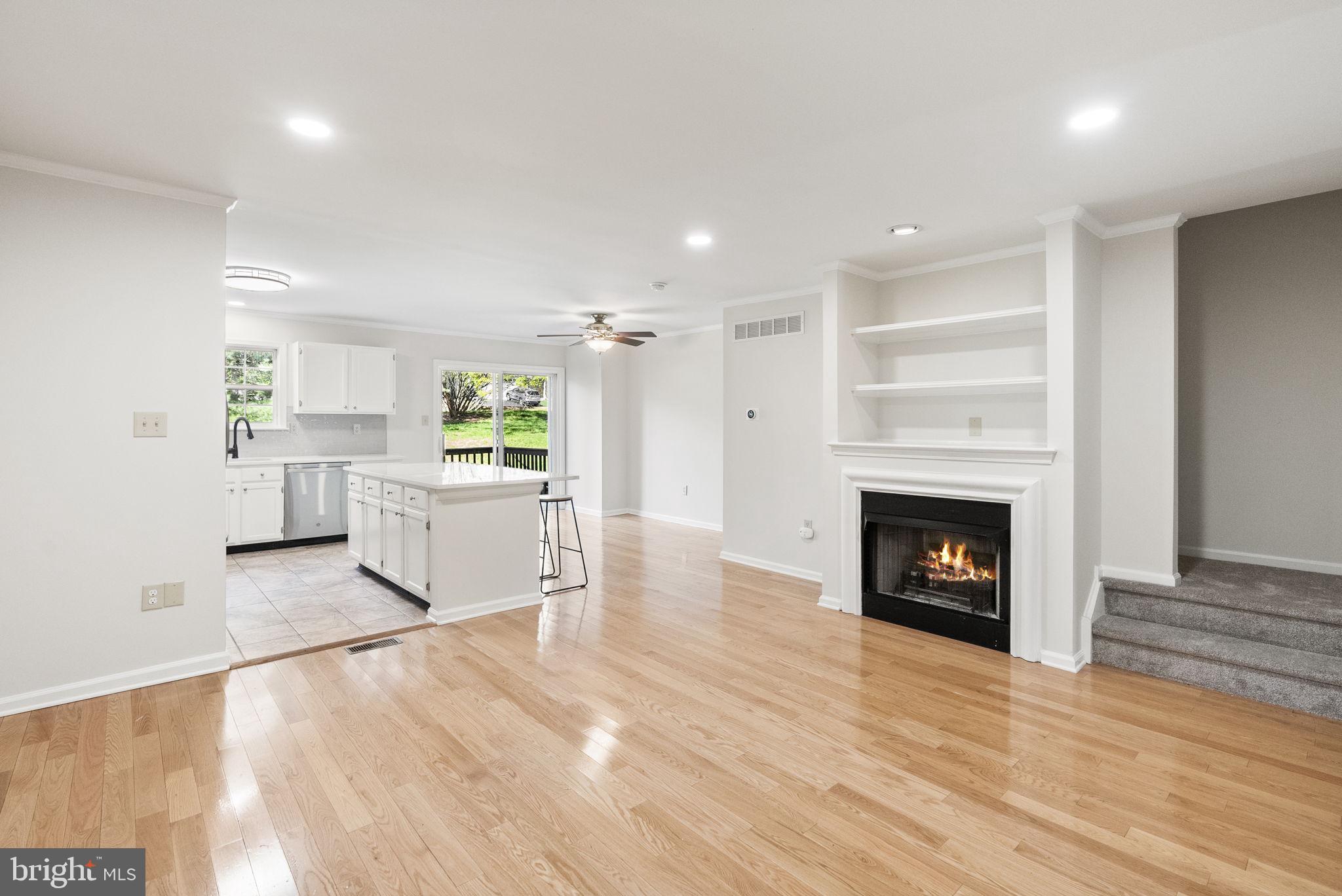 HAMILTON CT - Residential