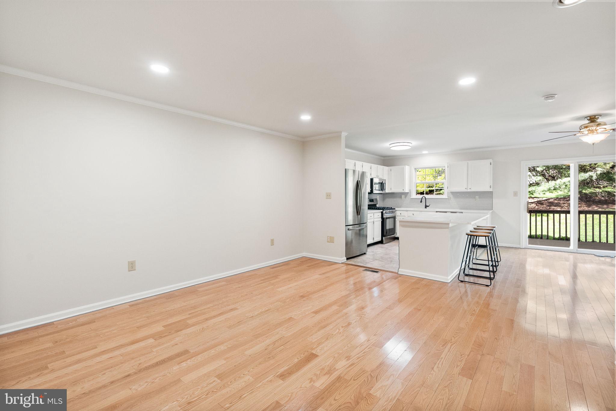 HAMILTON CT - Residential