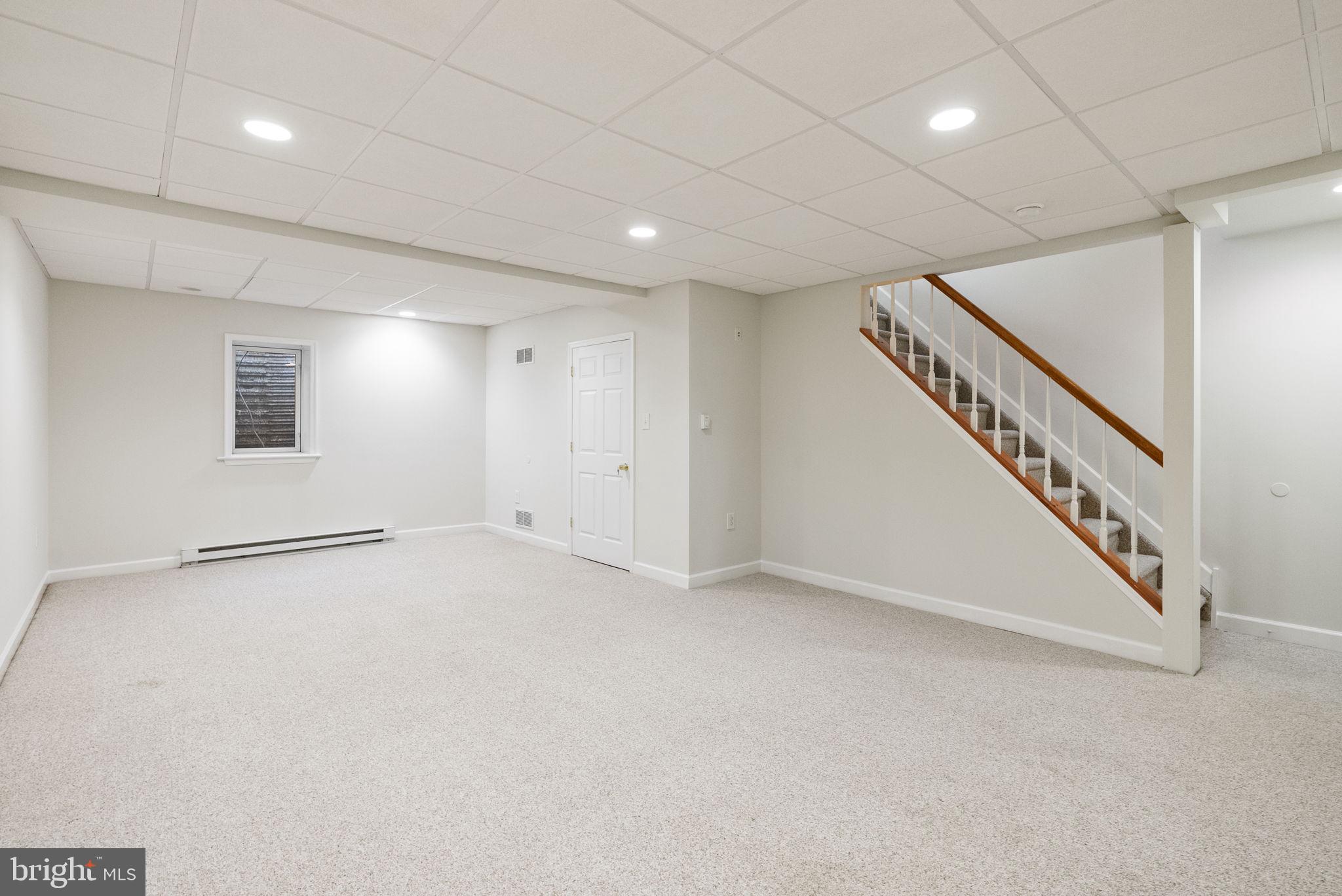 HAMILTON CT - Residential